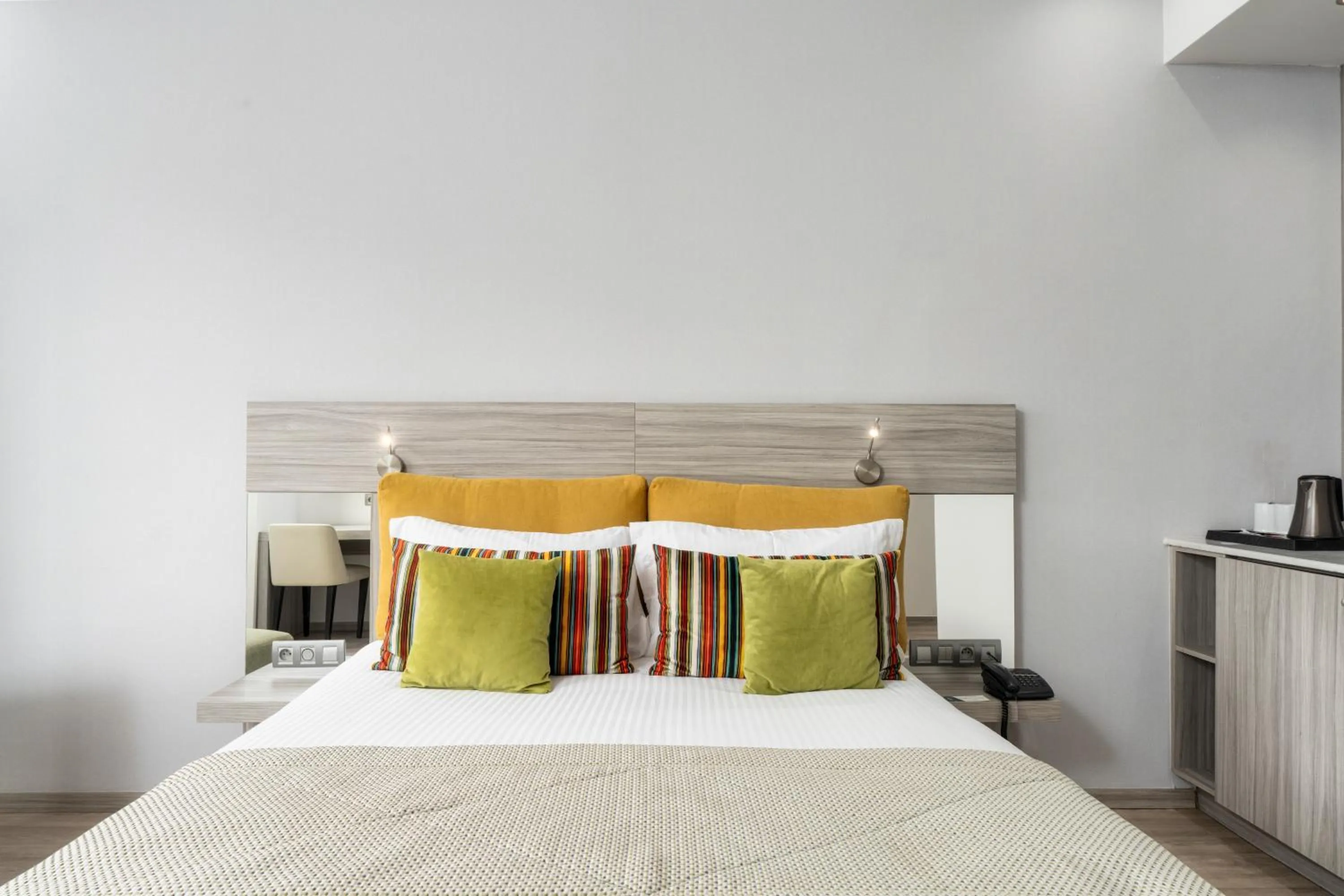 Bedroom, Bed in Marina Bay City Center