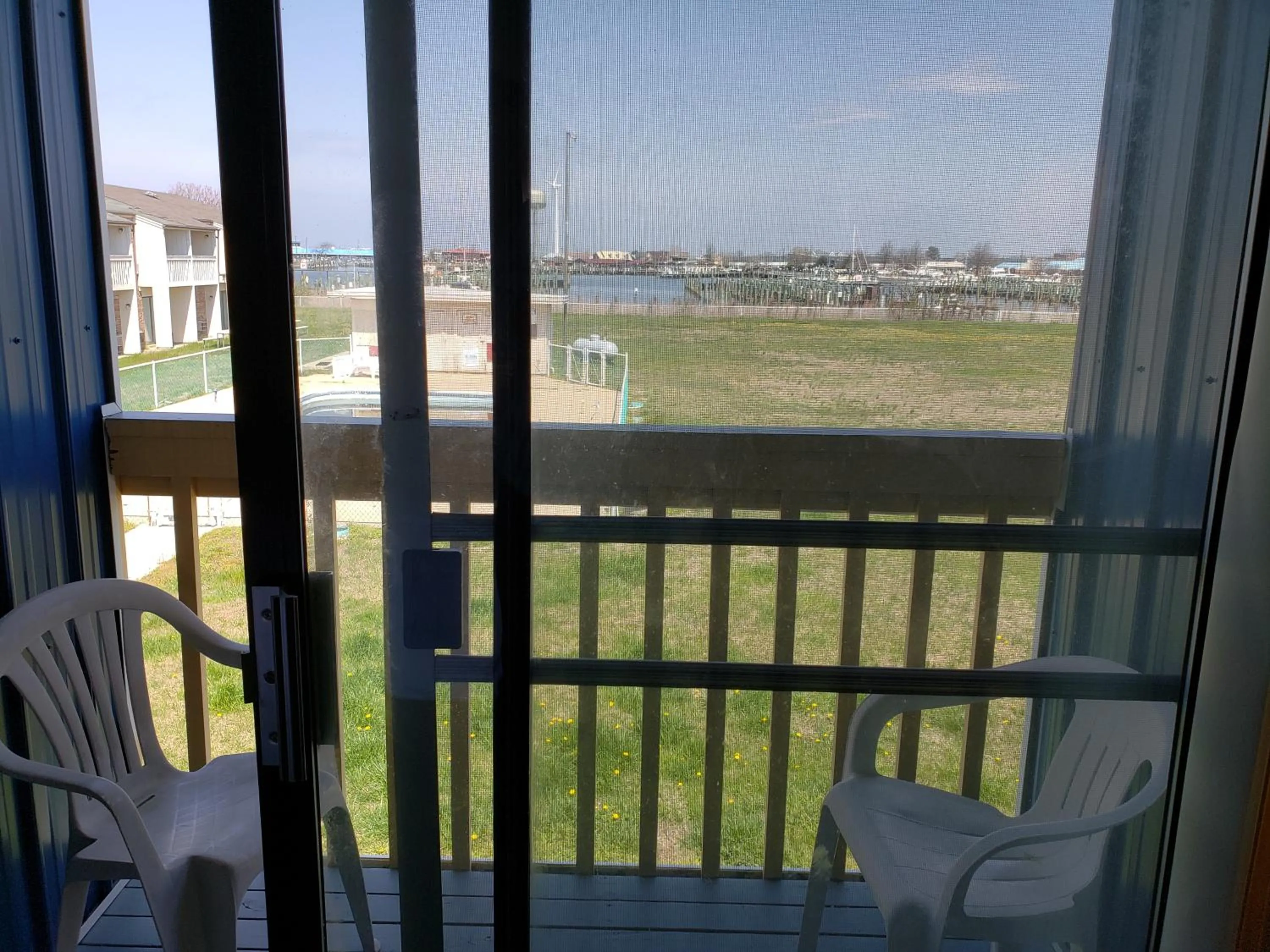 Balcony/Terrace in Rodeway Inn at Somers Cove Marina