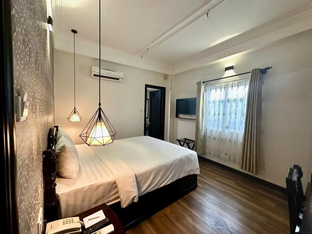 Premium Double Room - single occupancy in Sunrise Central Hotel Premium Double Room - single occupancy in Sunrise Central Hotel