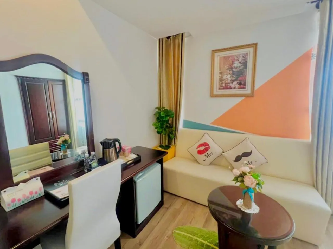 Seating area in Sunrise Central Hotel