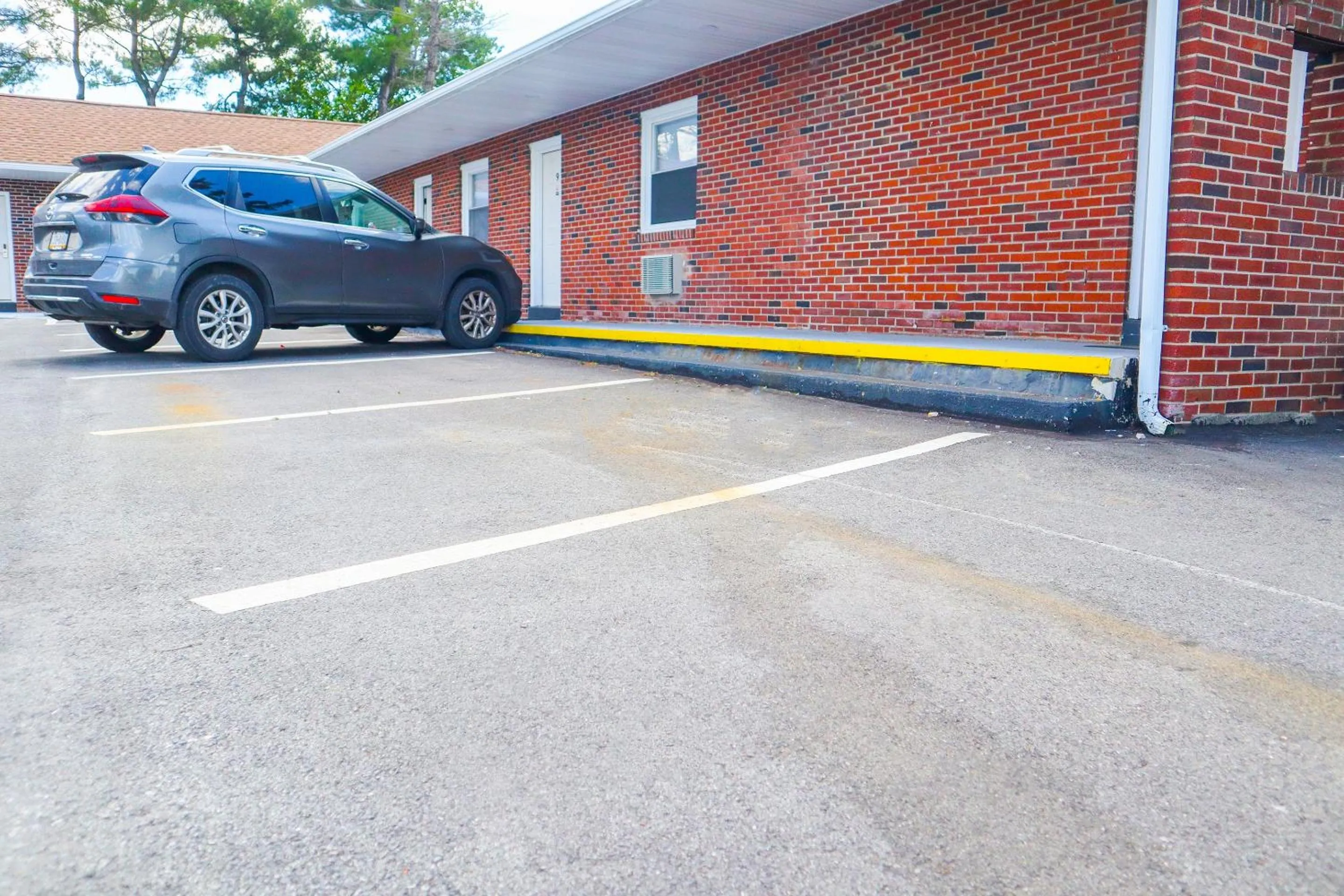 Facade/entrance in The Lancaster Motel By OYO Ronks near Paradise
