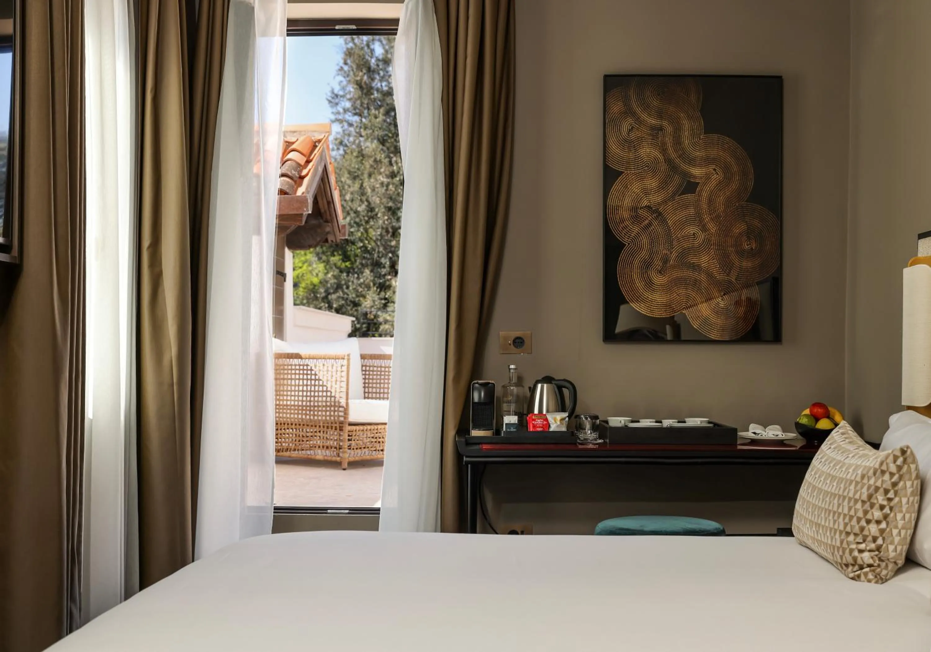 View (from property/room), Bed in U-Visionary Venezia Hotel