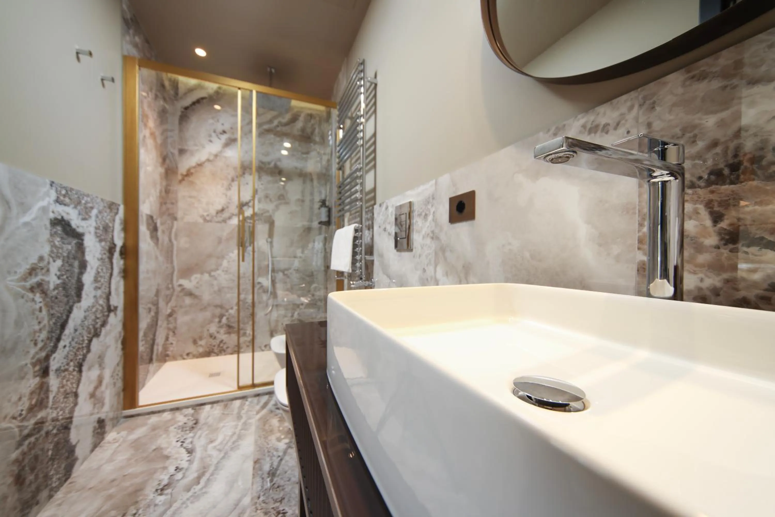 Bathroom in U-Visionary Venezia Hotel