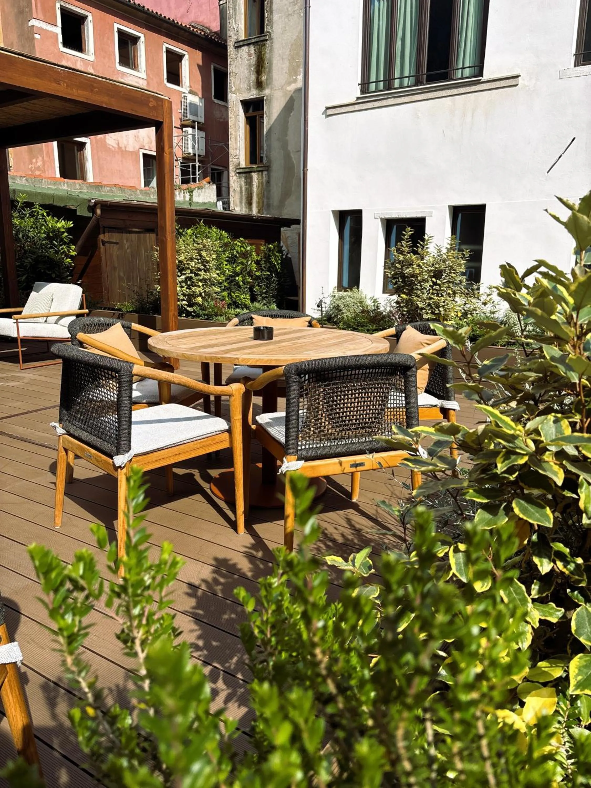 Garden in U-Visionary Venezia Hotel