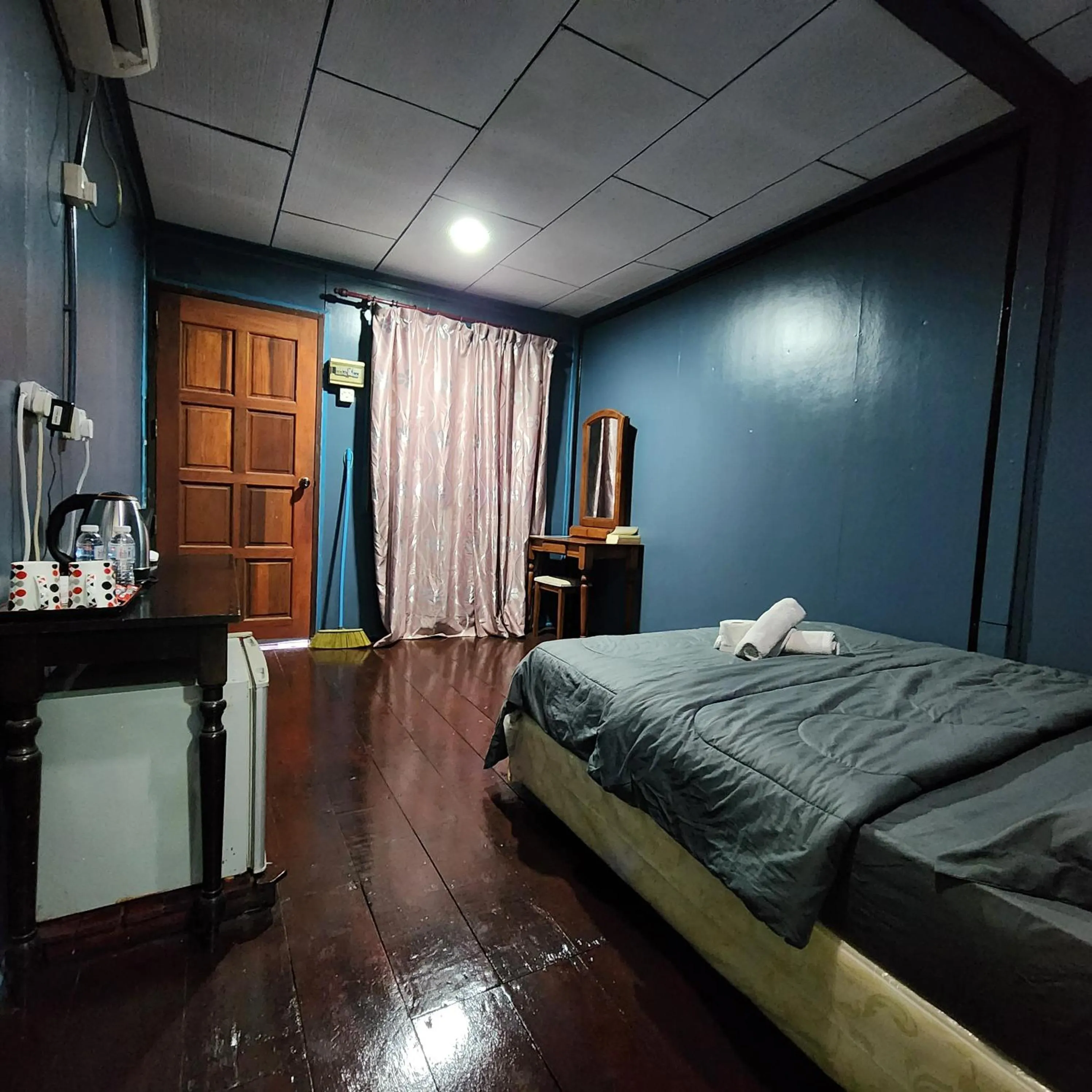 Bed in Permai Chalet Tioman