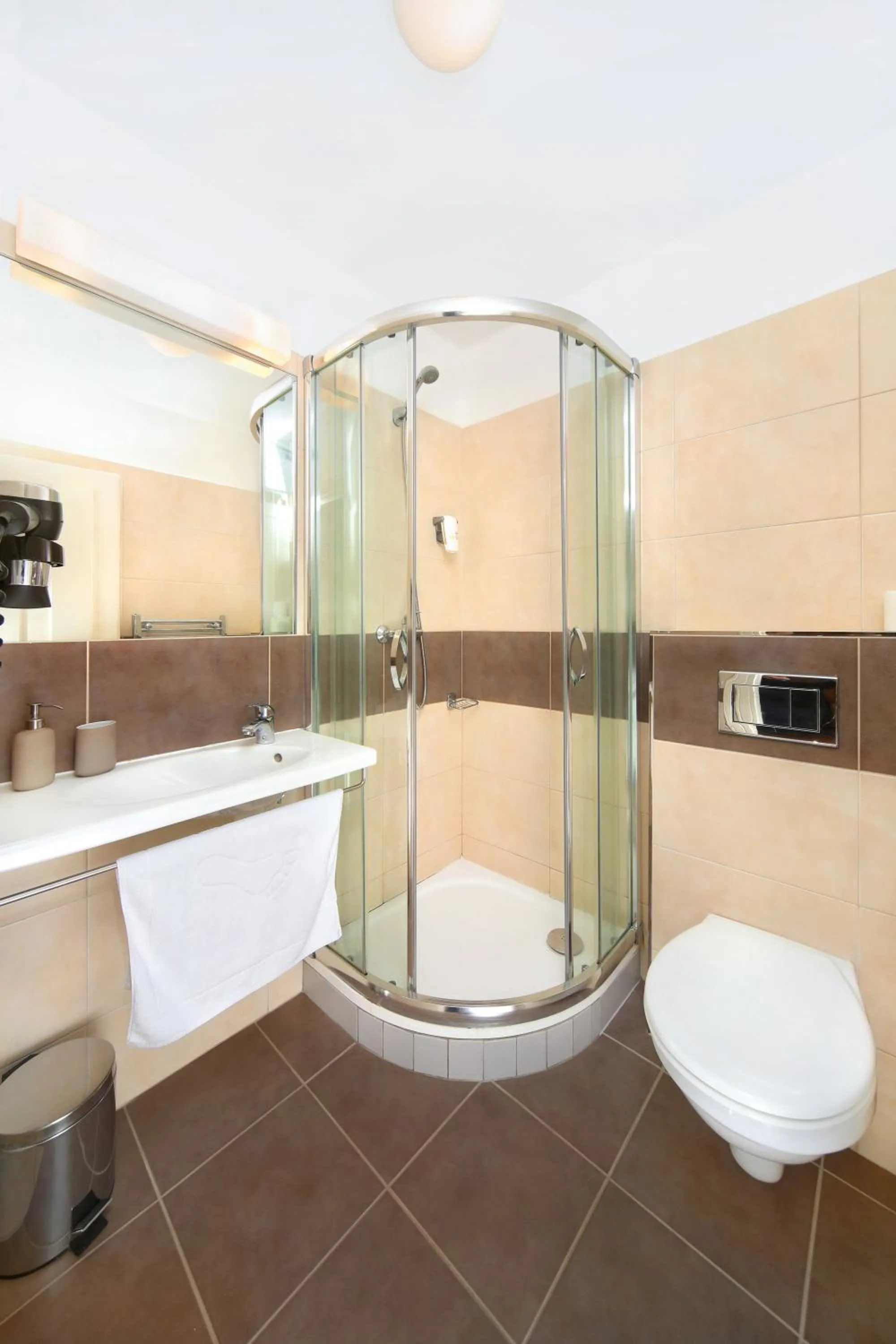 Bathroom in Hotel Erika