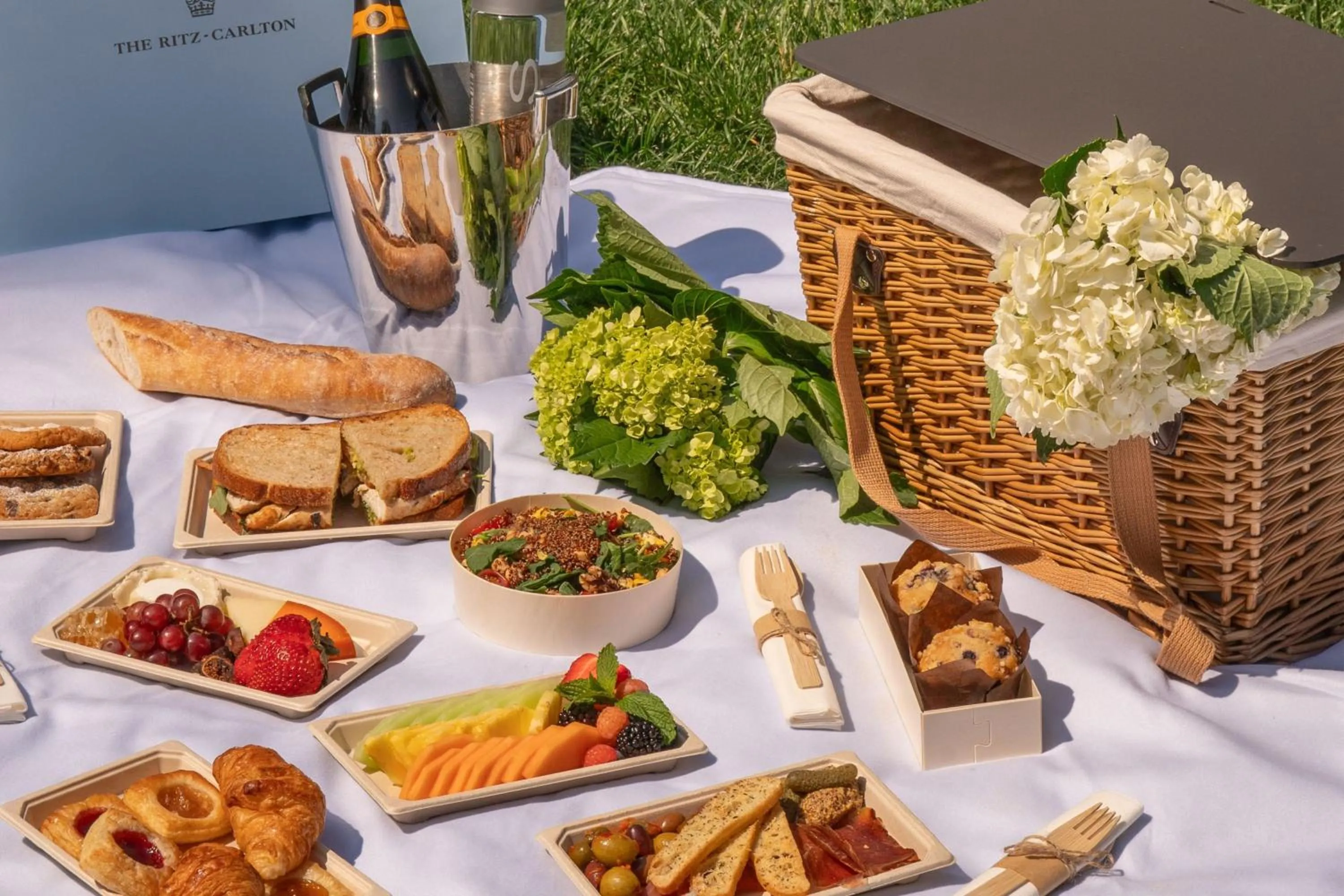 Restaurant/places to eat in The Ritz-Carlton New York, Central Park