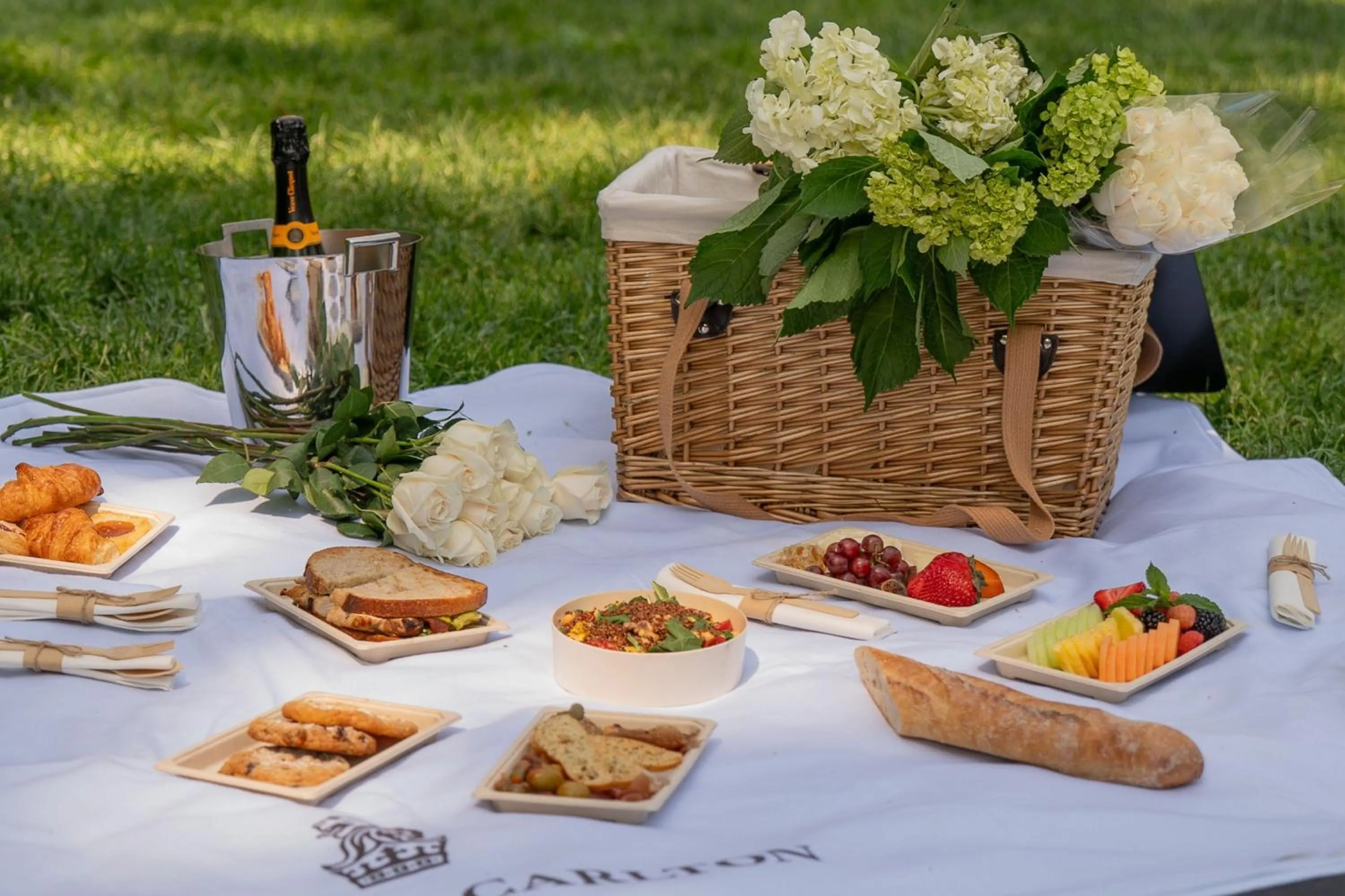 Restaurant/places to eat in The Ritz-Carlton New York, Central Park