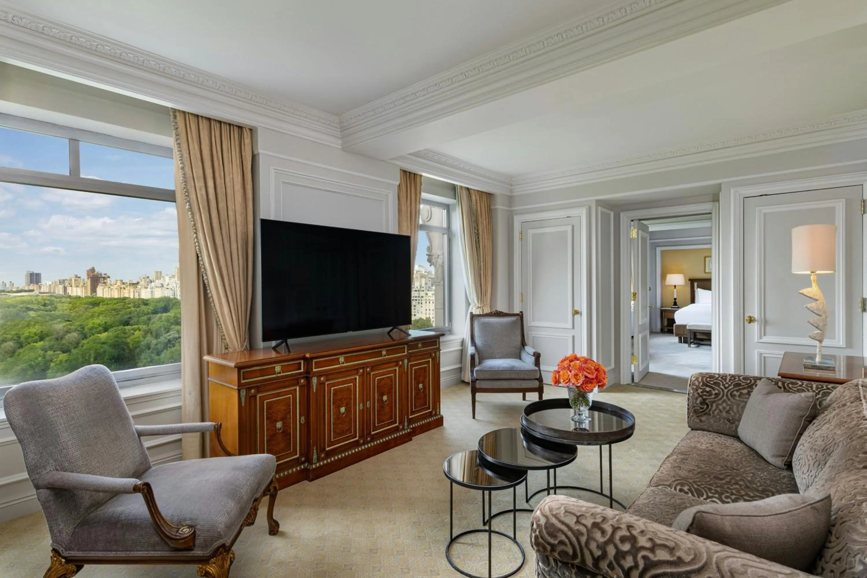 Living room in The Ritz-Carlton New York, Central Park
