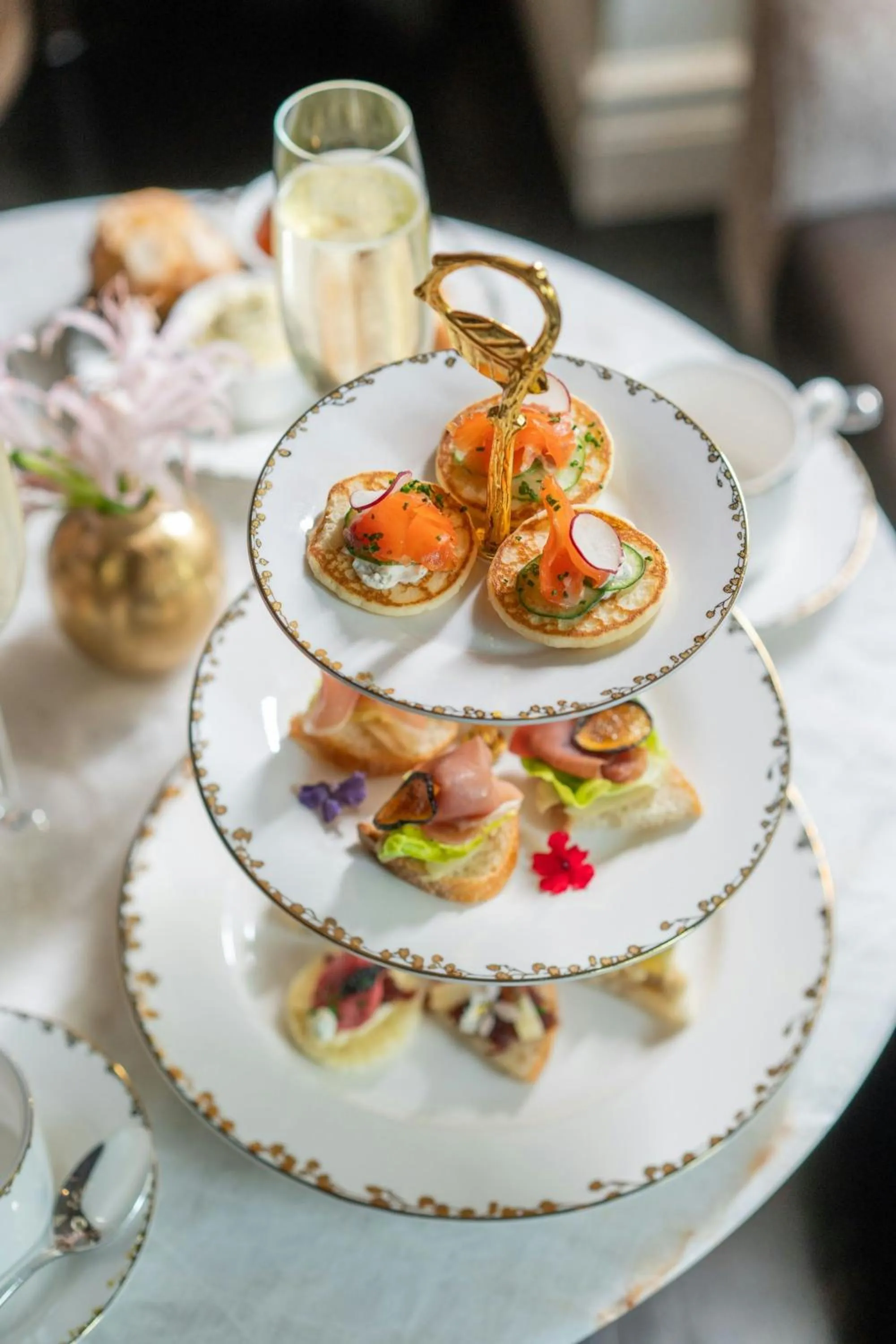 Restaurant/places to eat in The Ritz-Carlton New York, Central Park