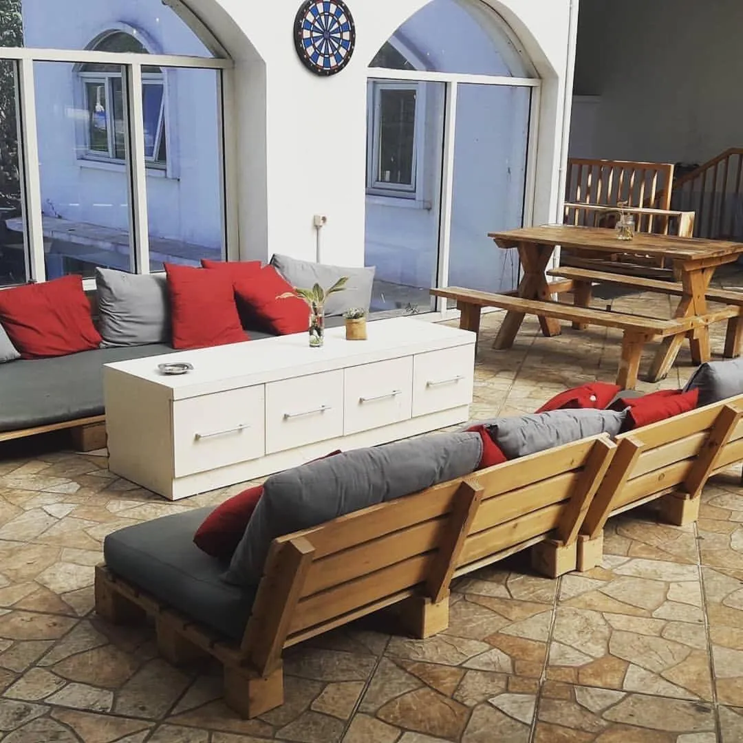 Patio in Tani Jiwo Hostel