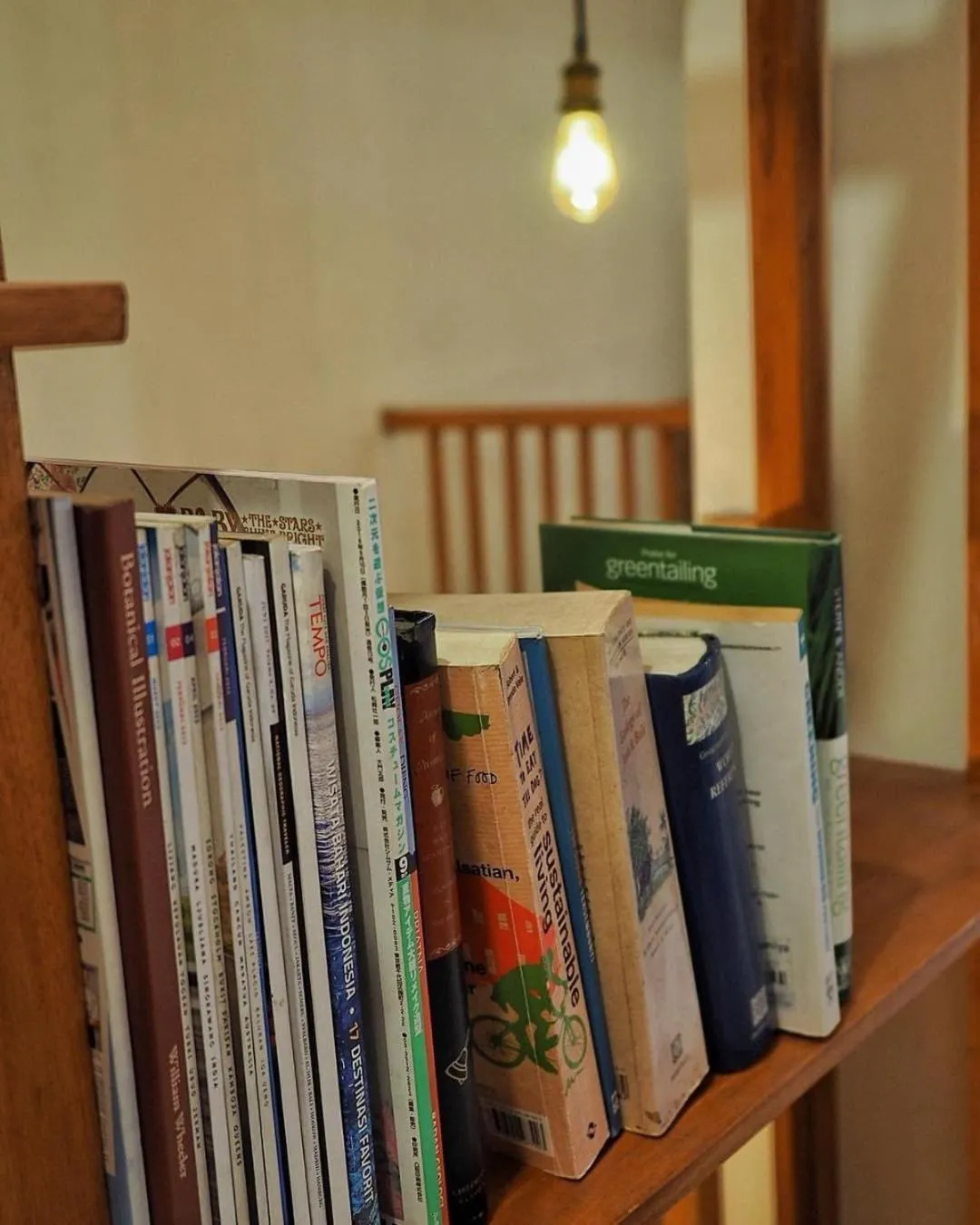 Library in Tani Jiwo Hostel