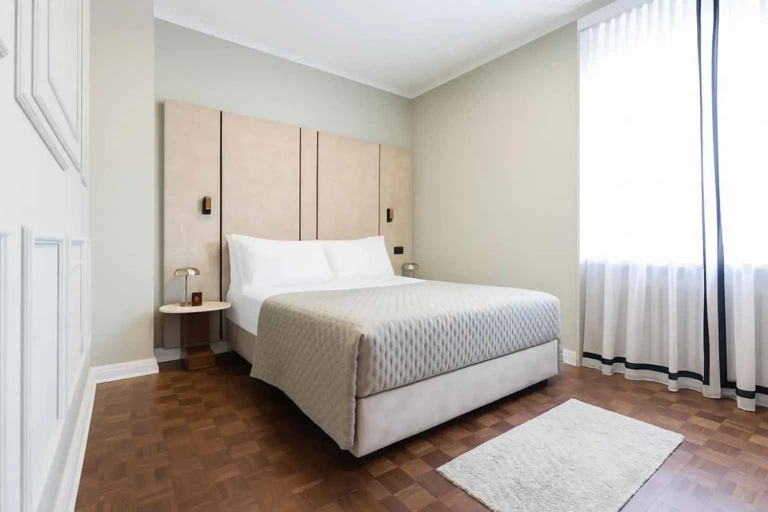 Single Room in Hotel Majestic Single Room in Hotel Majestic