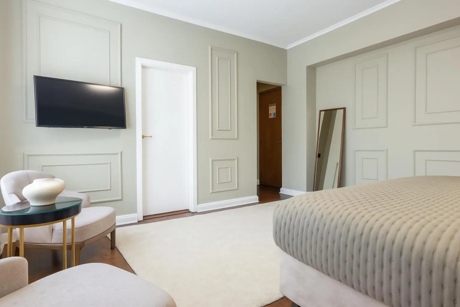 Bed in Hotel Majestic