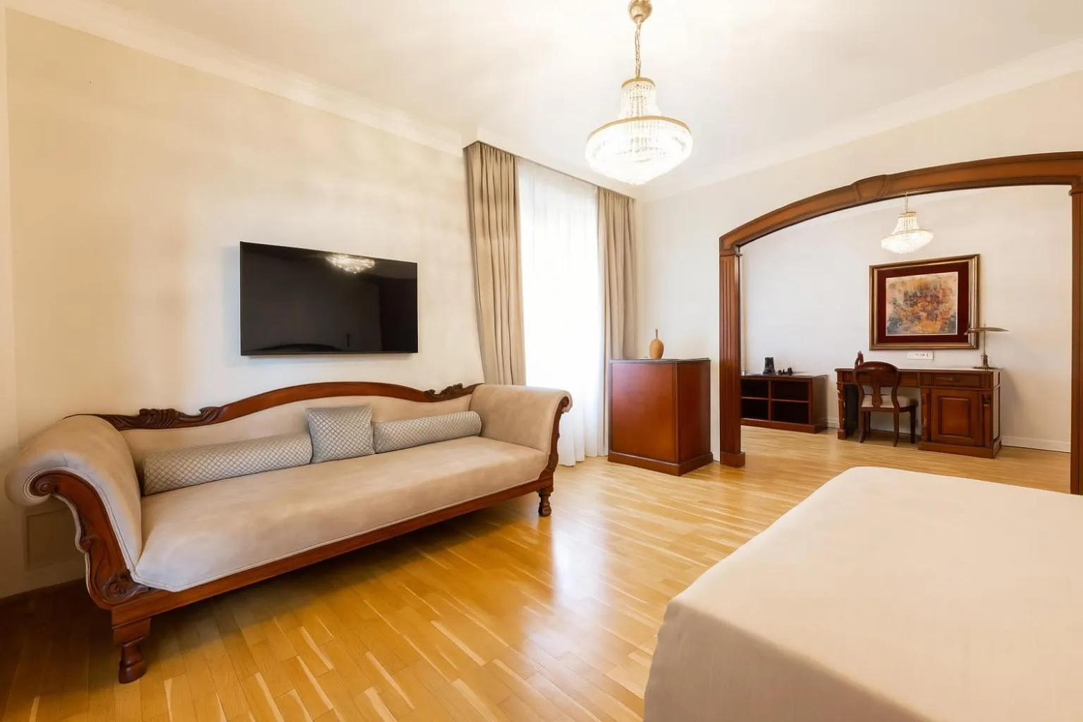 Photo of the whole room, Bed in Hotel Majestic