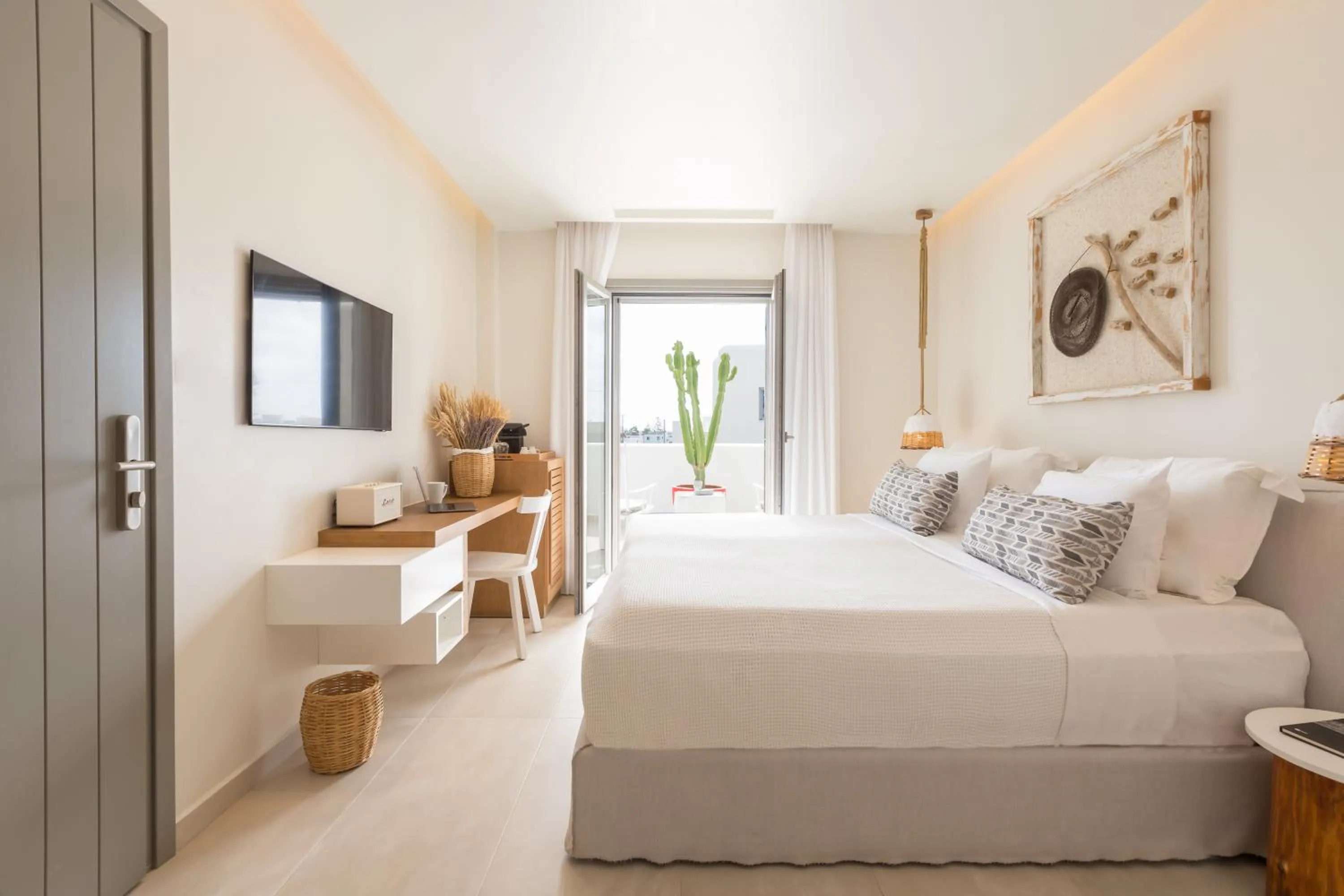 Bedroom, Bed in 18 Grapes Hotel