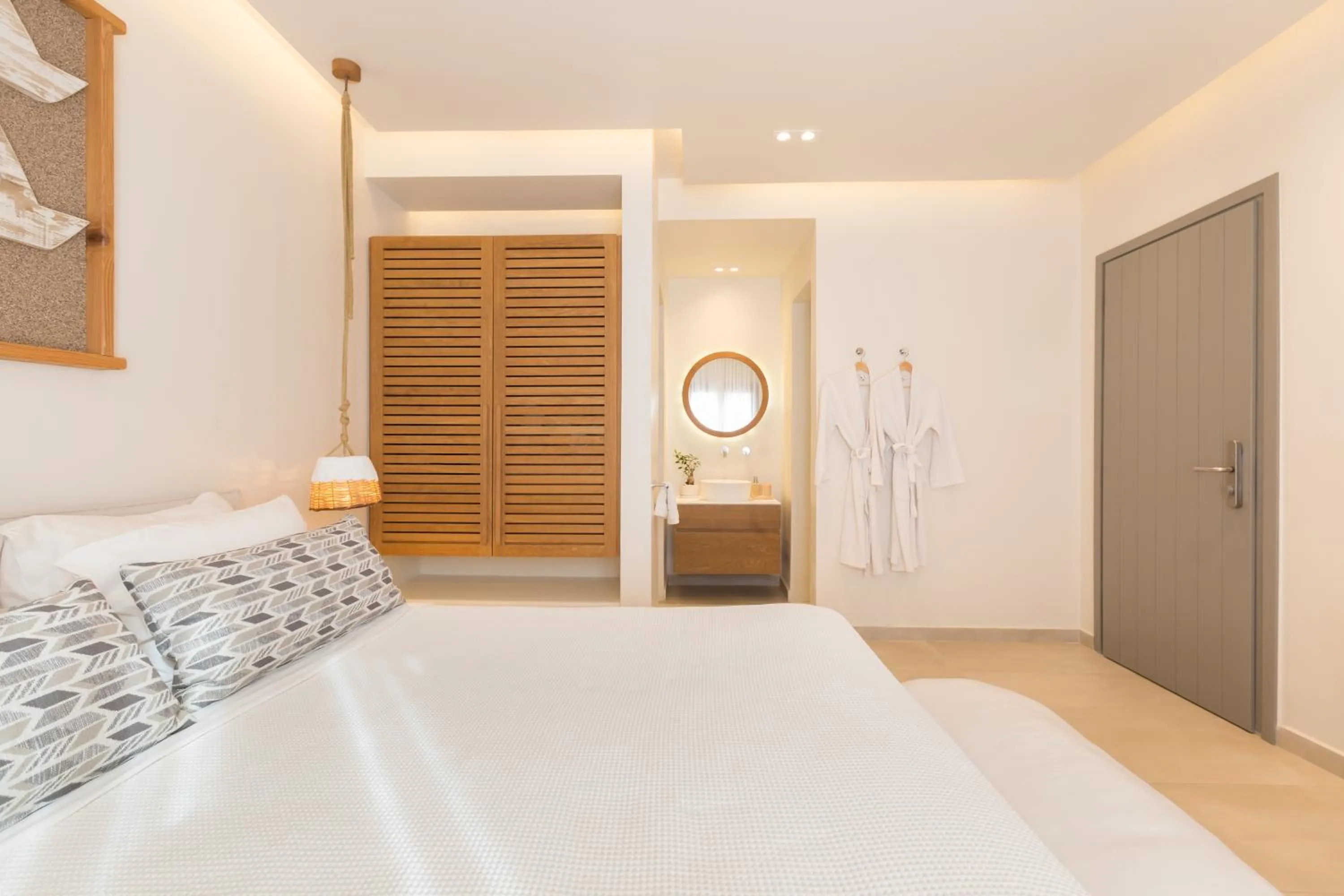 Bedroom, Bed in 18 Grapes Hotel