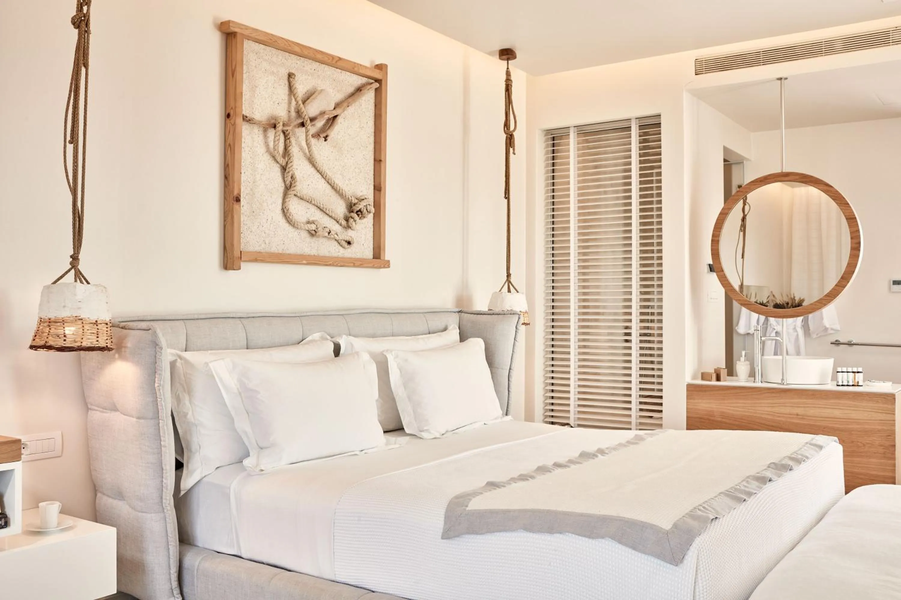 Bedroom, Bed in 18 Grapes Hotel