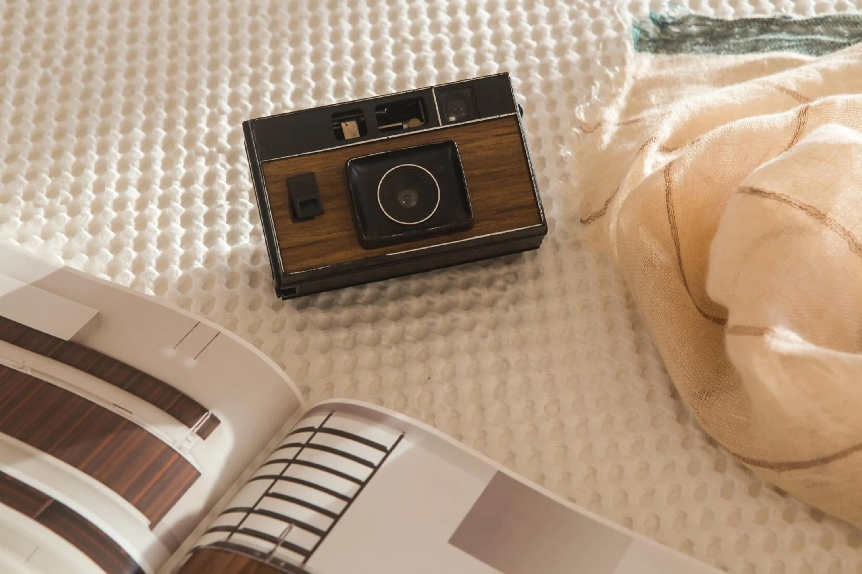 Decorative detail in 18 Grapes Hotel
