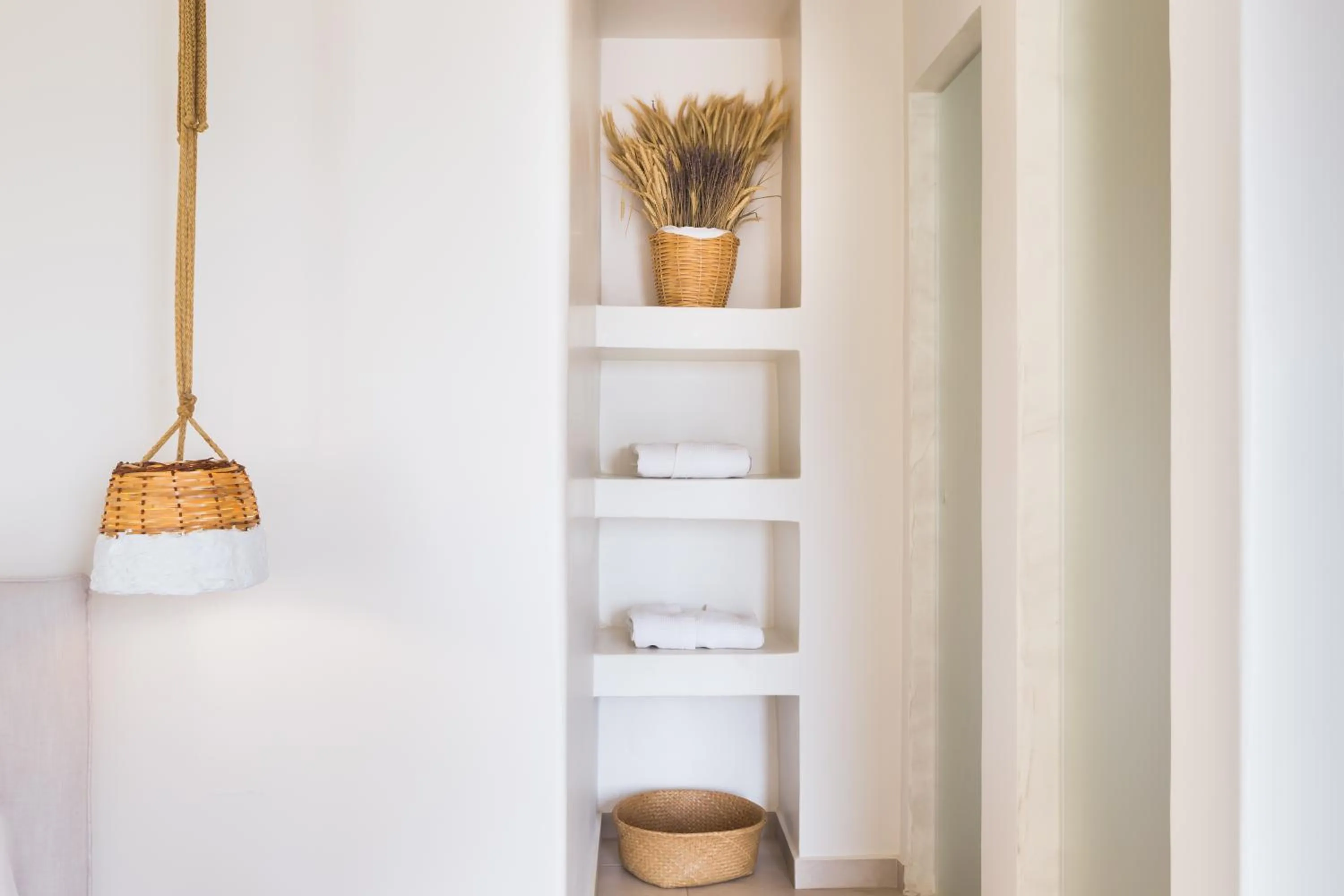 Decorative detail in 18 Grapes Hotel