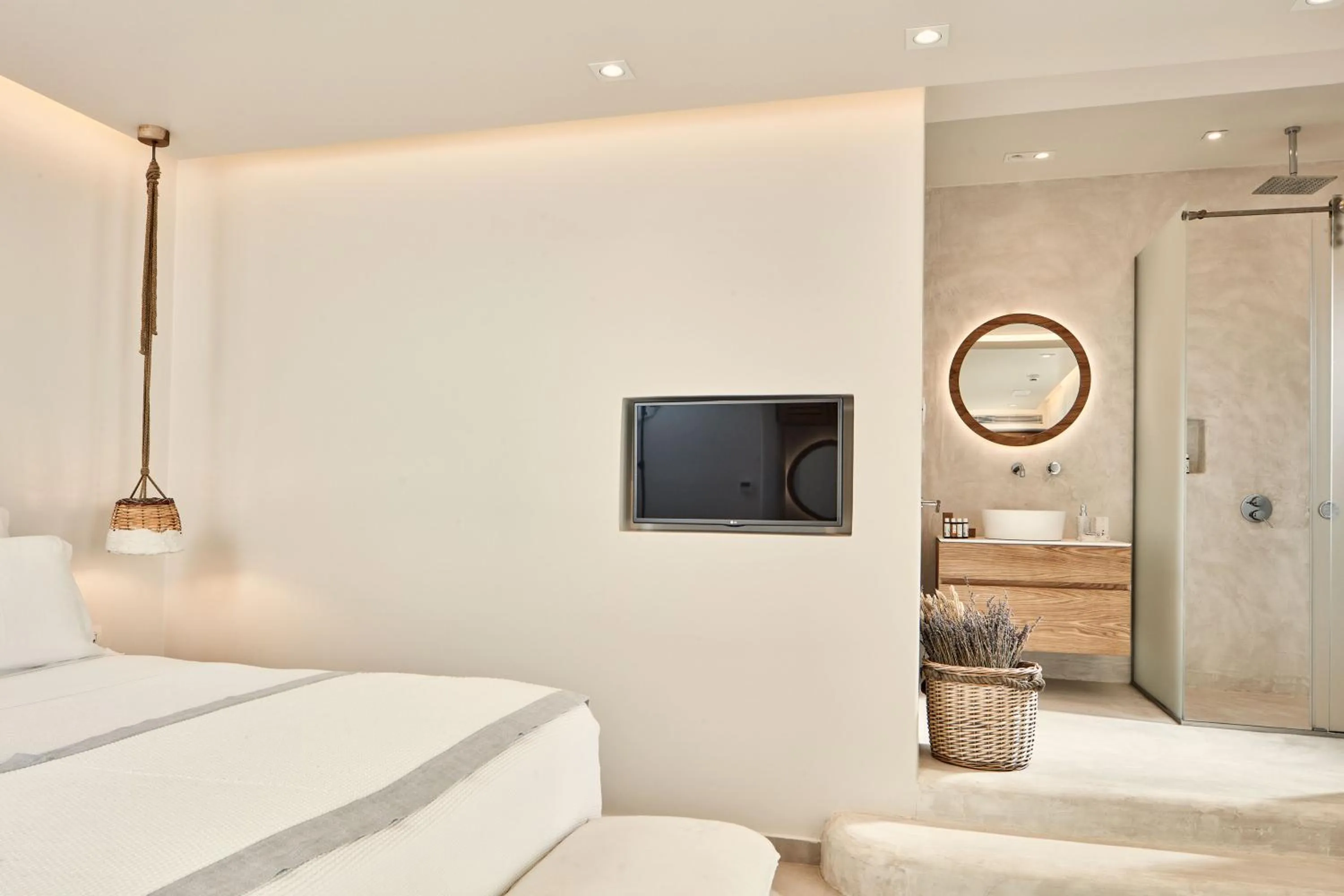 Bedroom, Bed in 18 Grapes Hotel