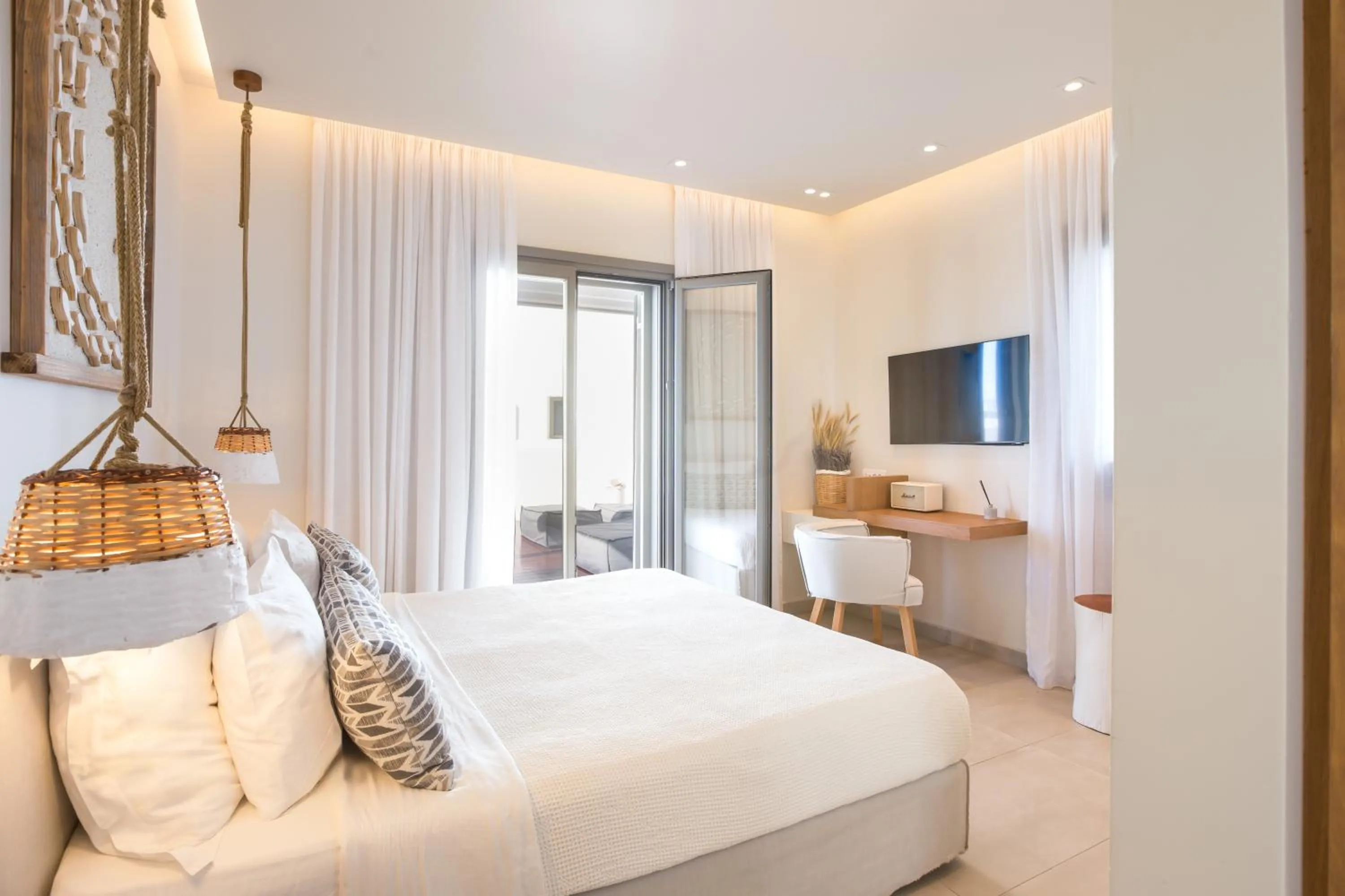 Bedroom, Bed in 18 Grapes Hotel