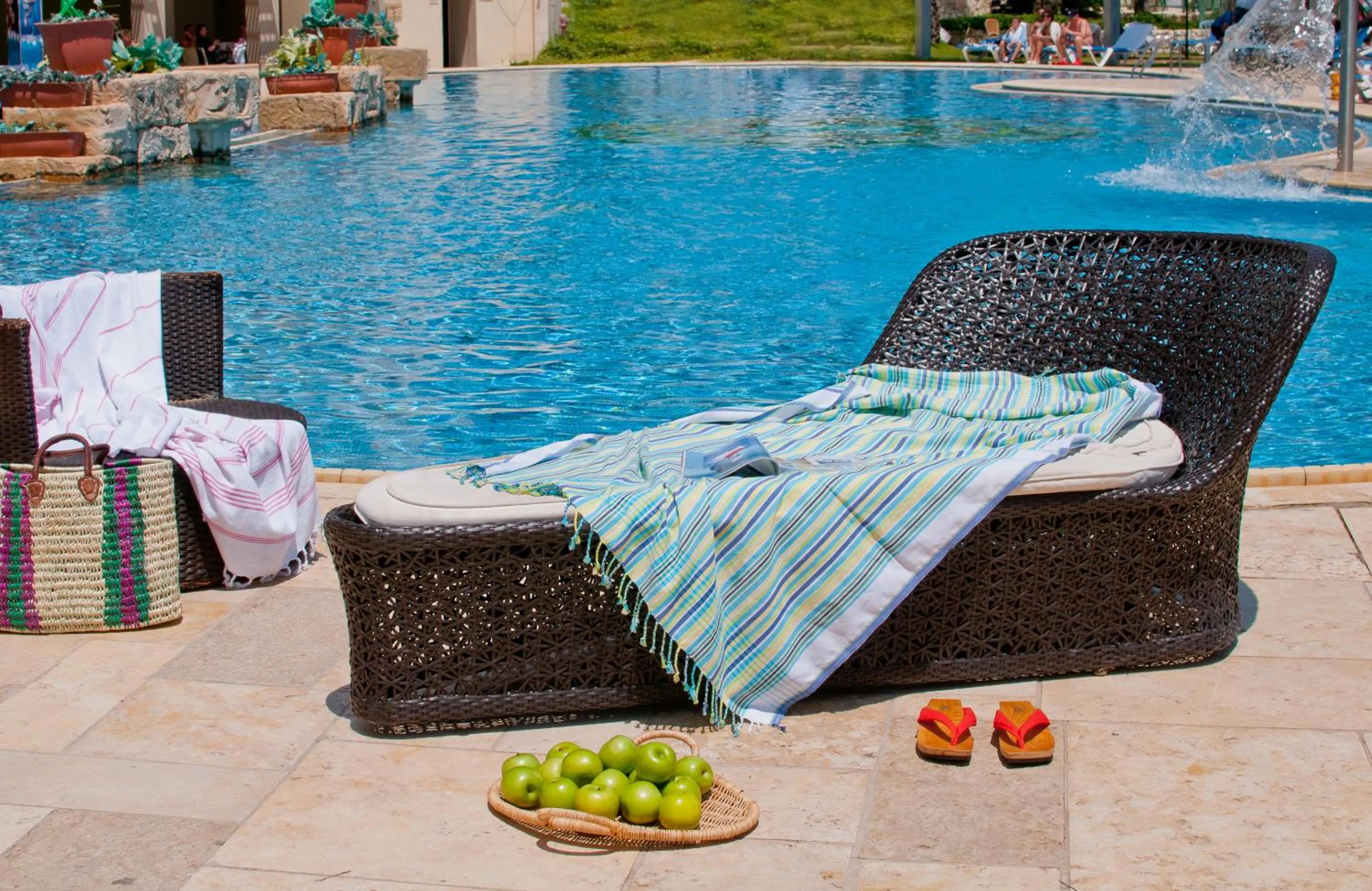 Swimming pool in Leonardo Plaza Hotel Dead Sea