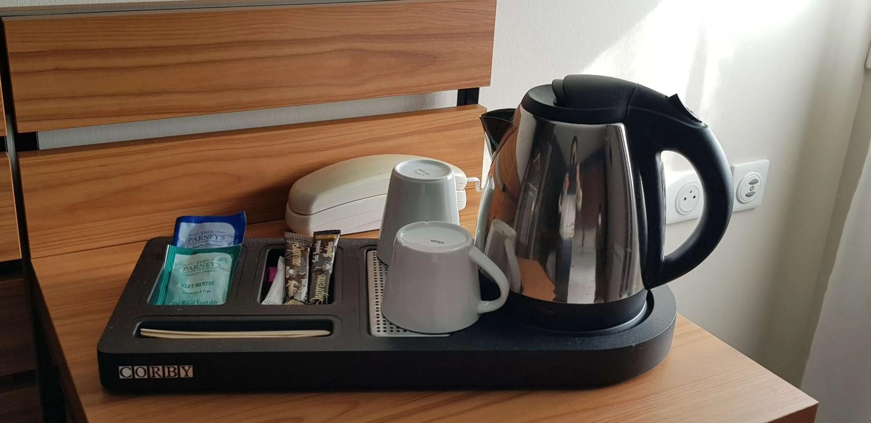 Bedroom in Best Western Côte des Sables Plouescat