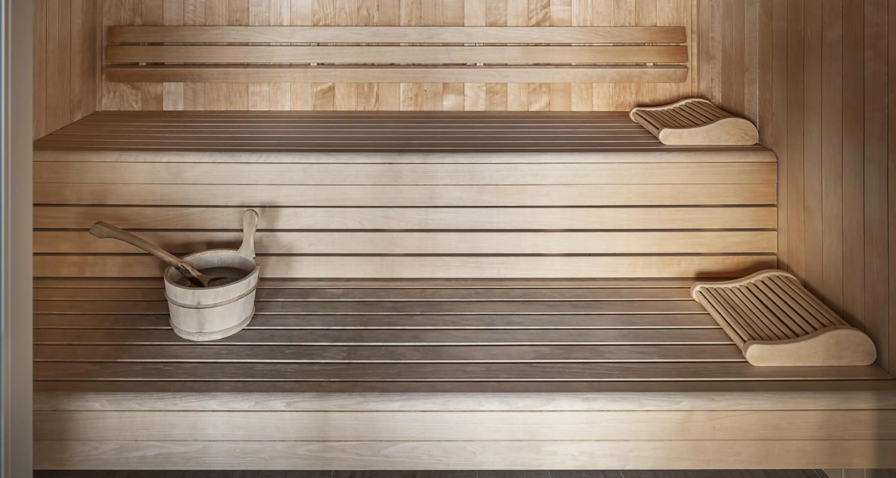 Spa and wellness centre/facilities in Best Western Côte des Sables Plouescat