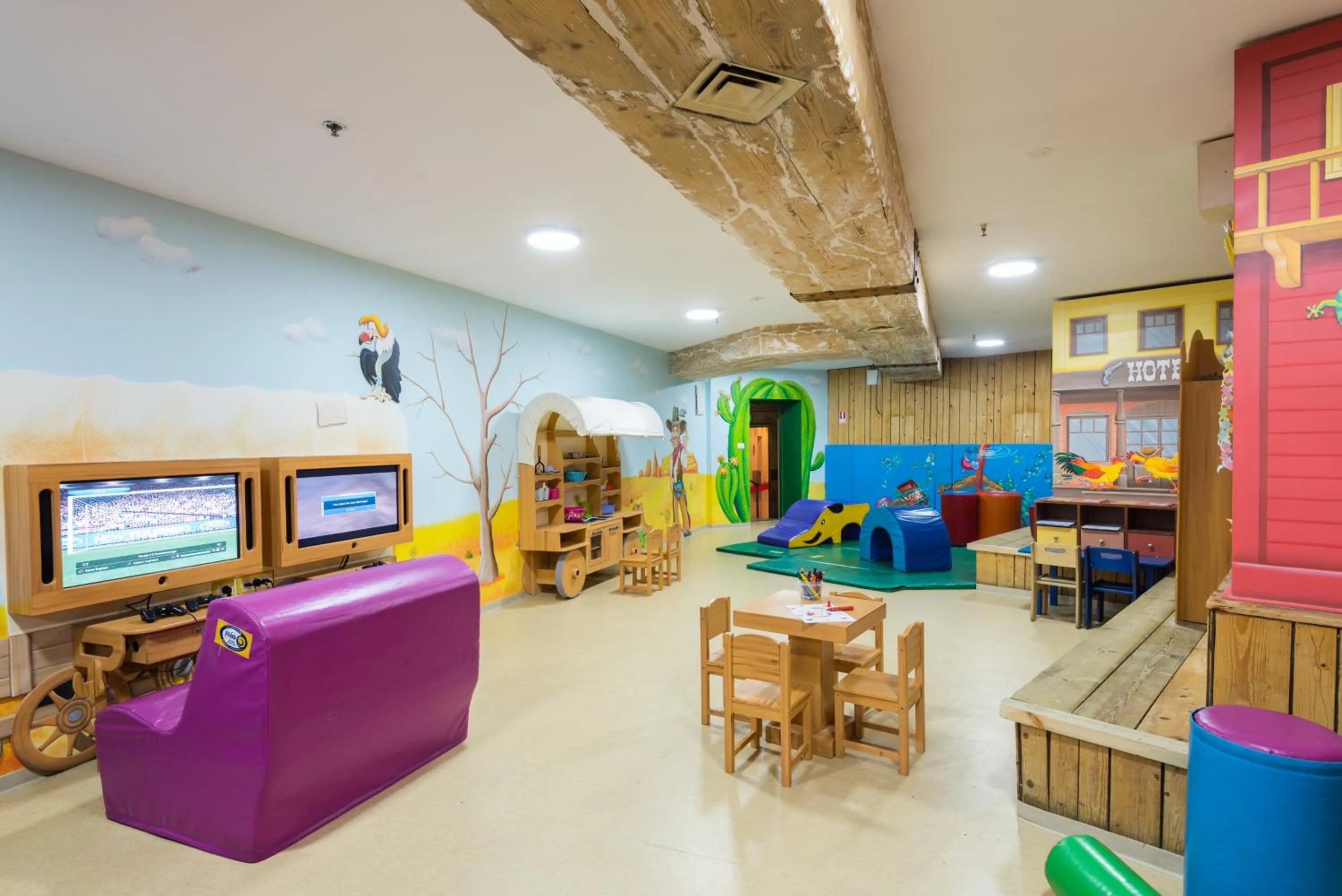 Kids's club in Leonardo Plaza Hotel Tiberias