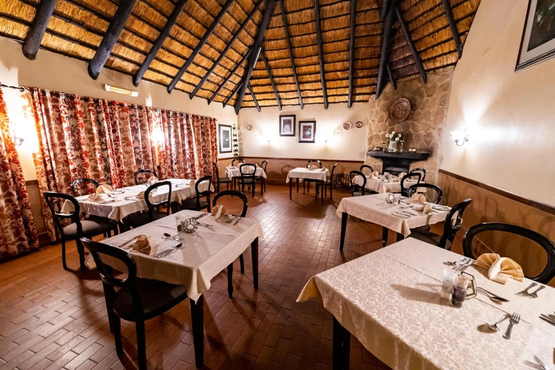 Restaurant/places to eat in Gooderson Drakensberg Gardens Golf & Spa Resort