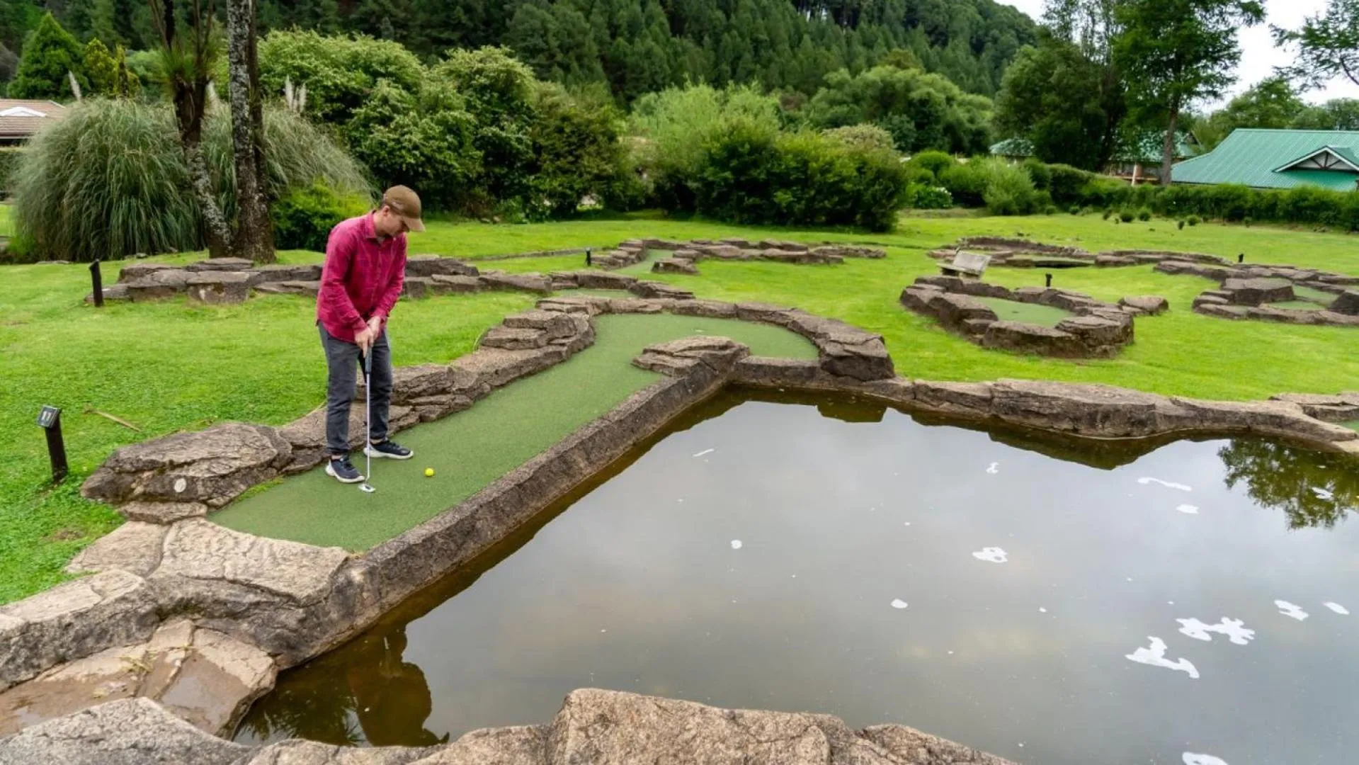 Minigolf in Gooderson Drakensberg Gardens Golf & Spa Resort