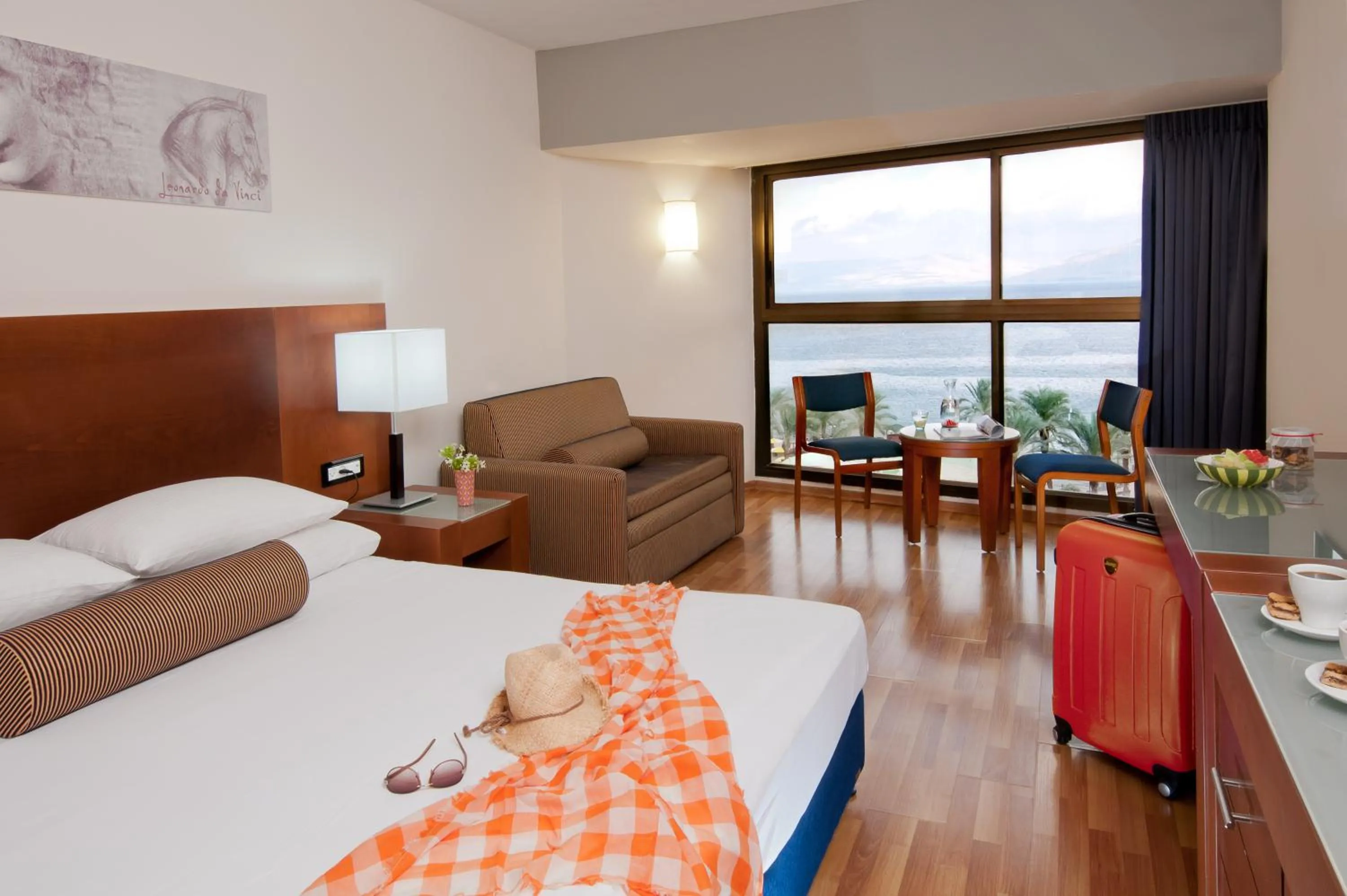 Bedroom, Bed in Leonardo Hotel Tiberias