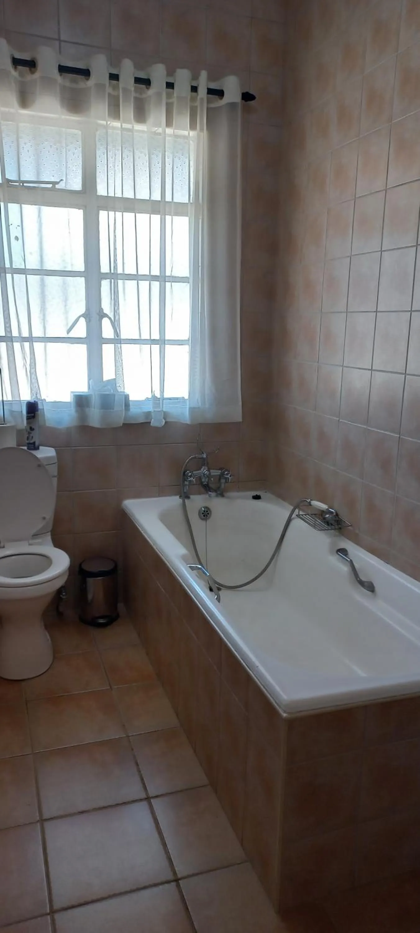 Bathroom in Gooderson Natal Spa Hot Springs Resort