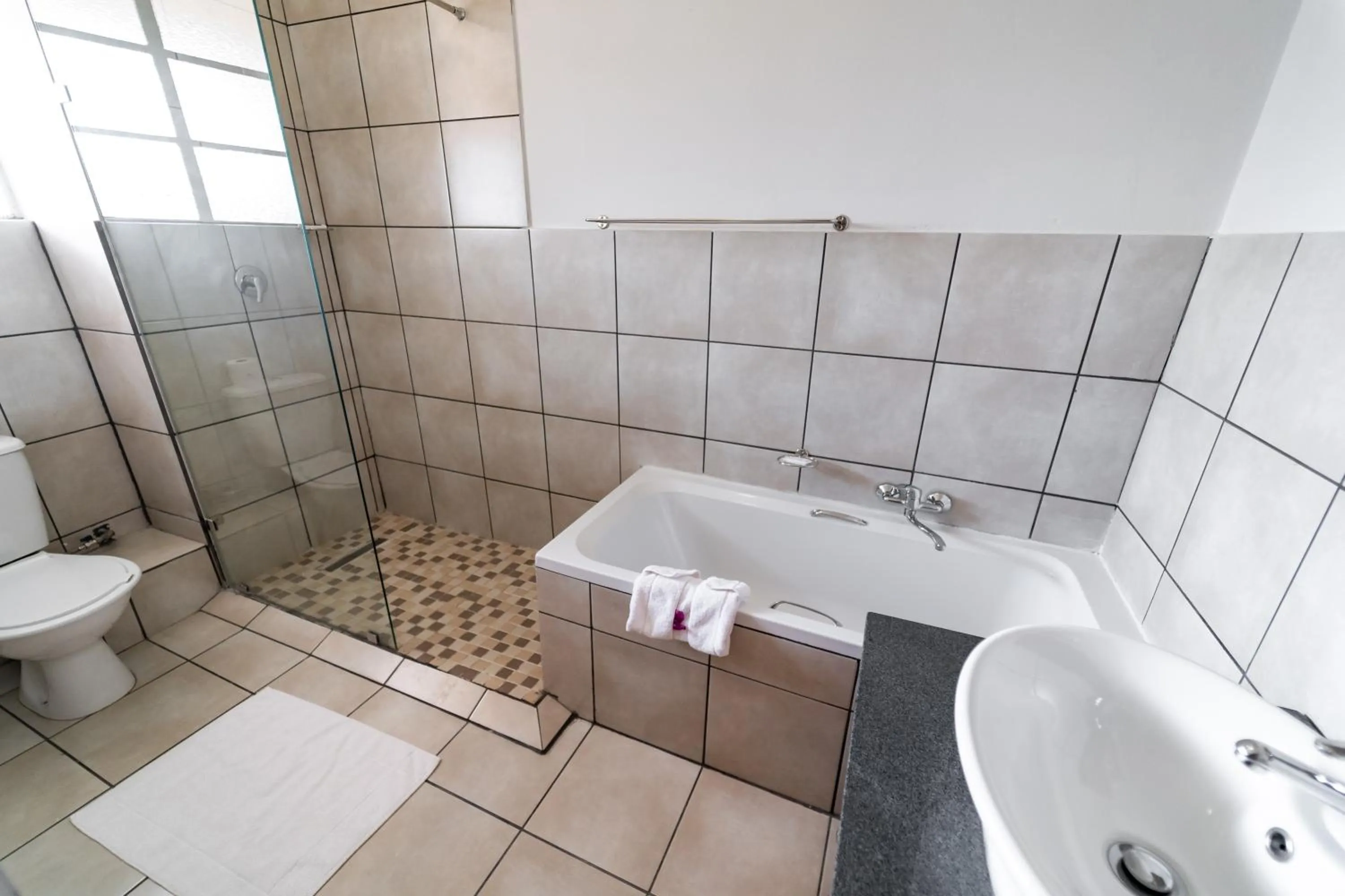 Bathroom in Gooderson Natal Spa Hot Springs Resort