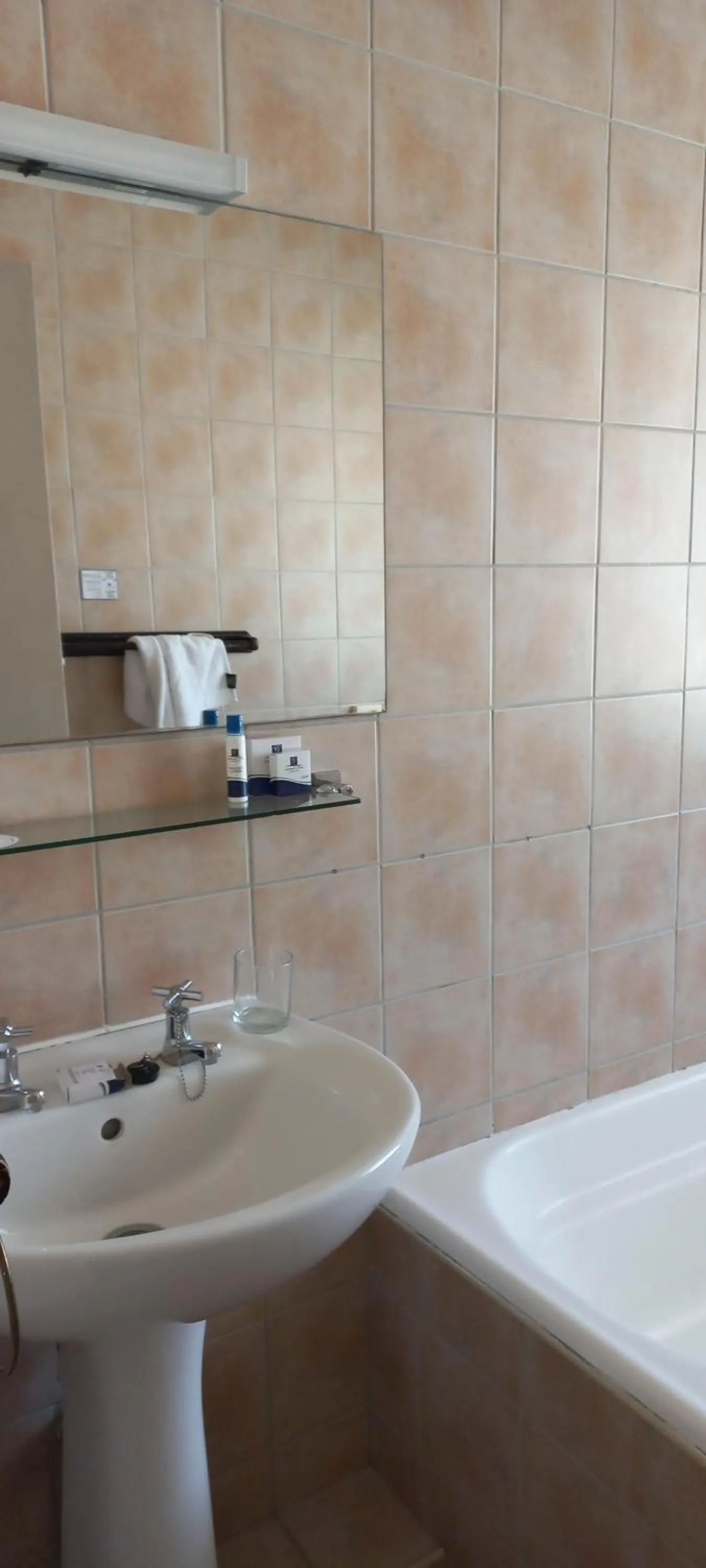 Bathroom in Gooderson Natal Spa Hot Springs Resort