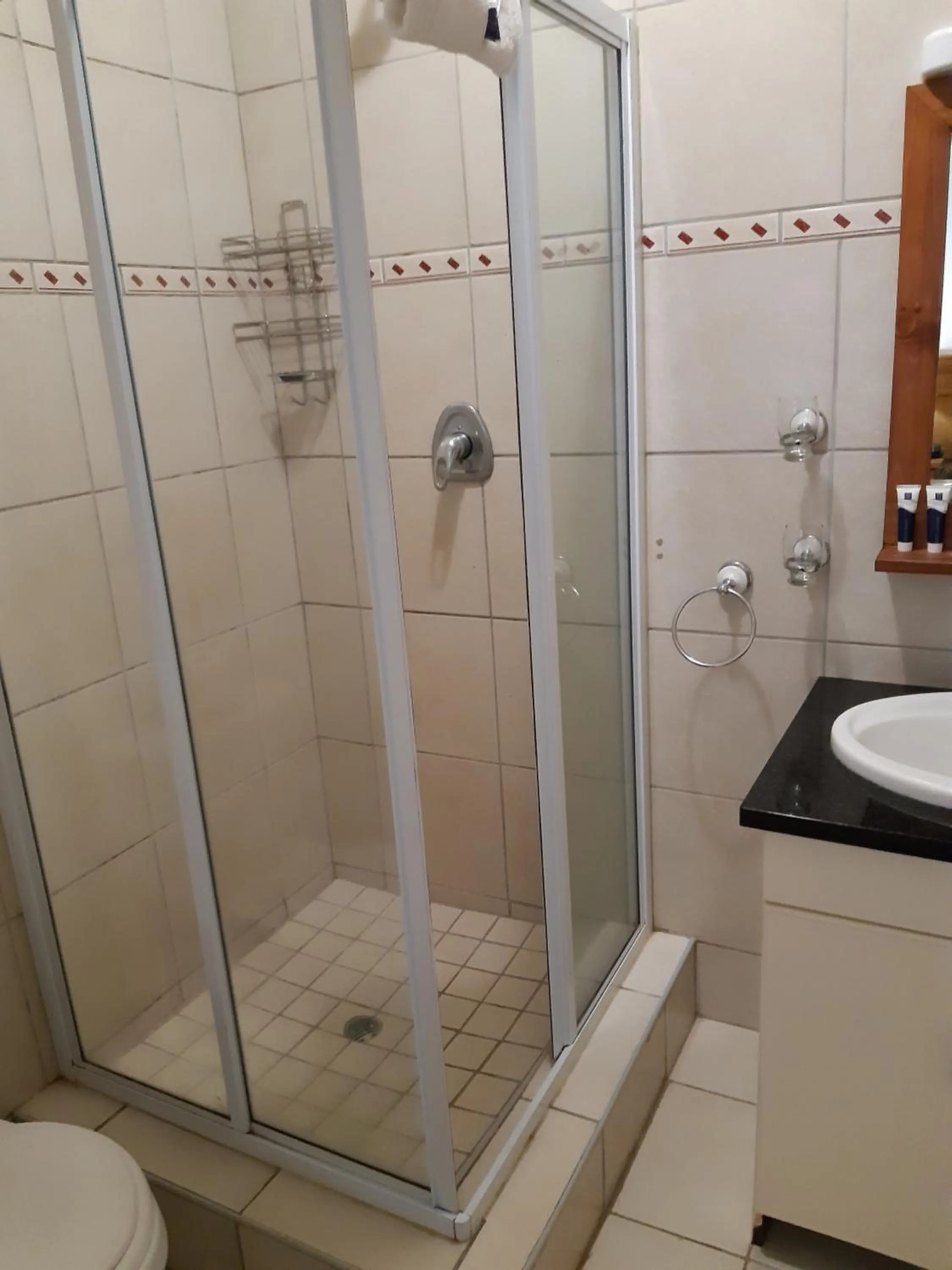 Bathroom in Gooderson Natal Spa Hot Springs Resort