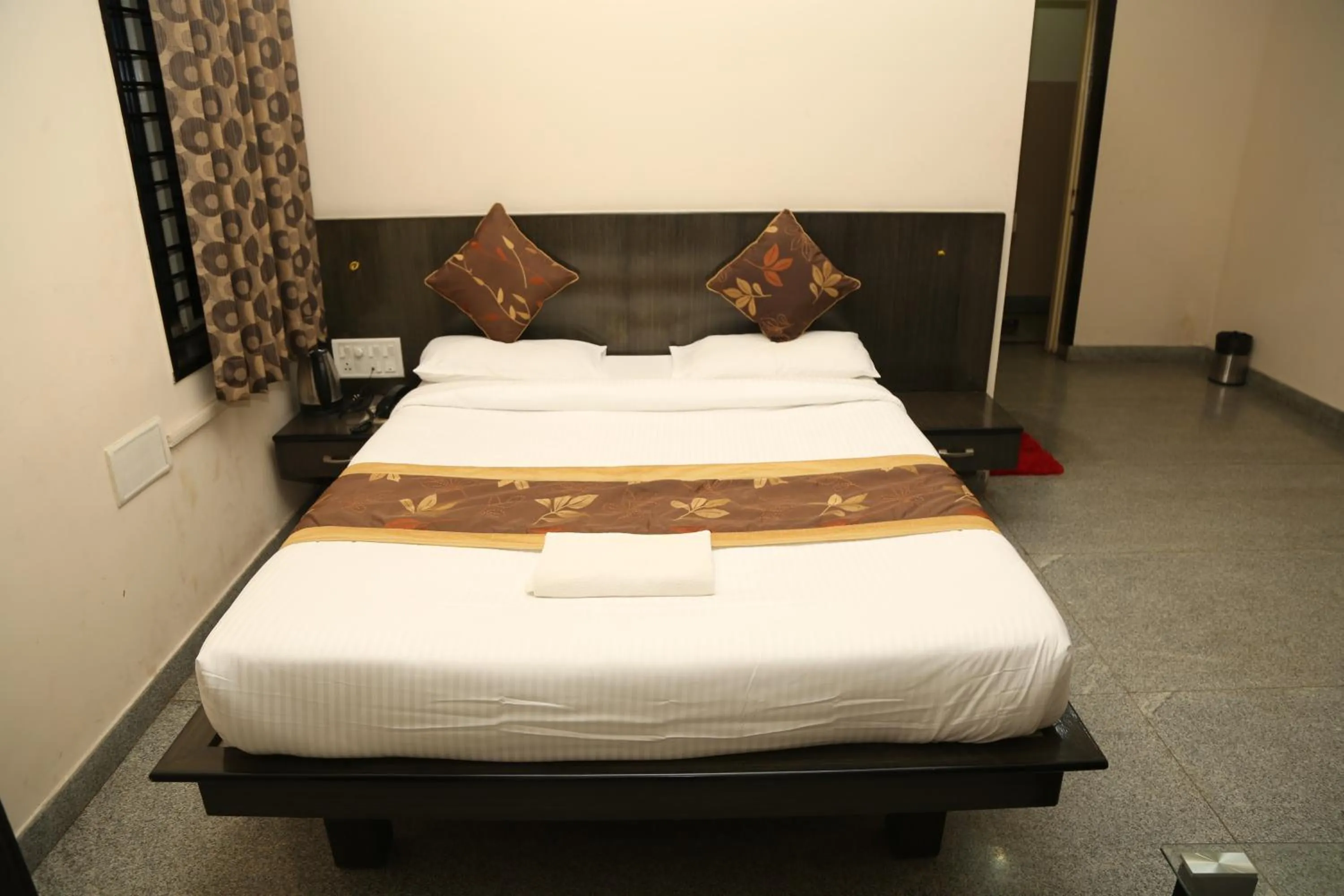 Photo of the whole room in Soundarya Hotel