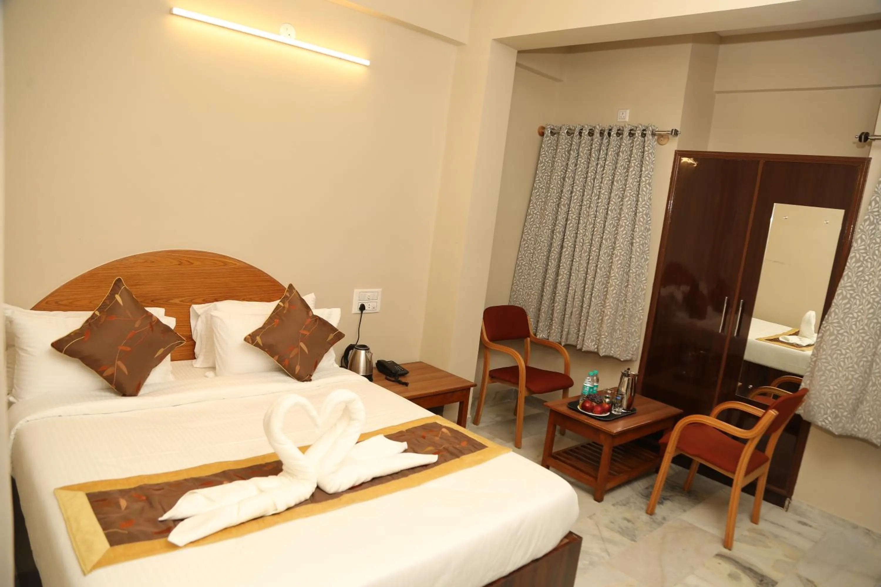 Photo of the whole room in Soundarya Hotel