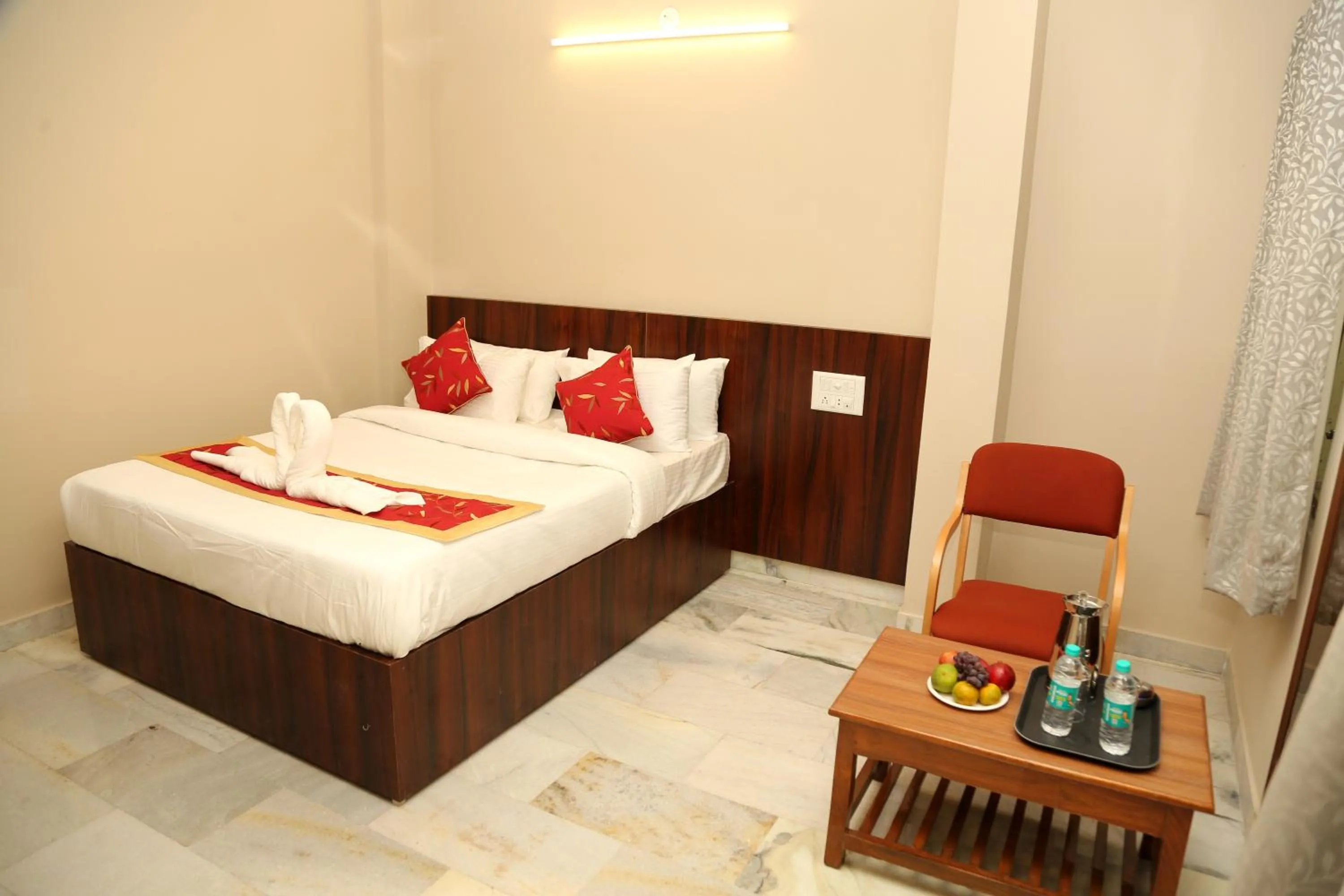 Photo of the whole room in Soundarya Hotel