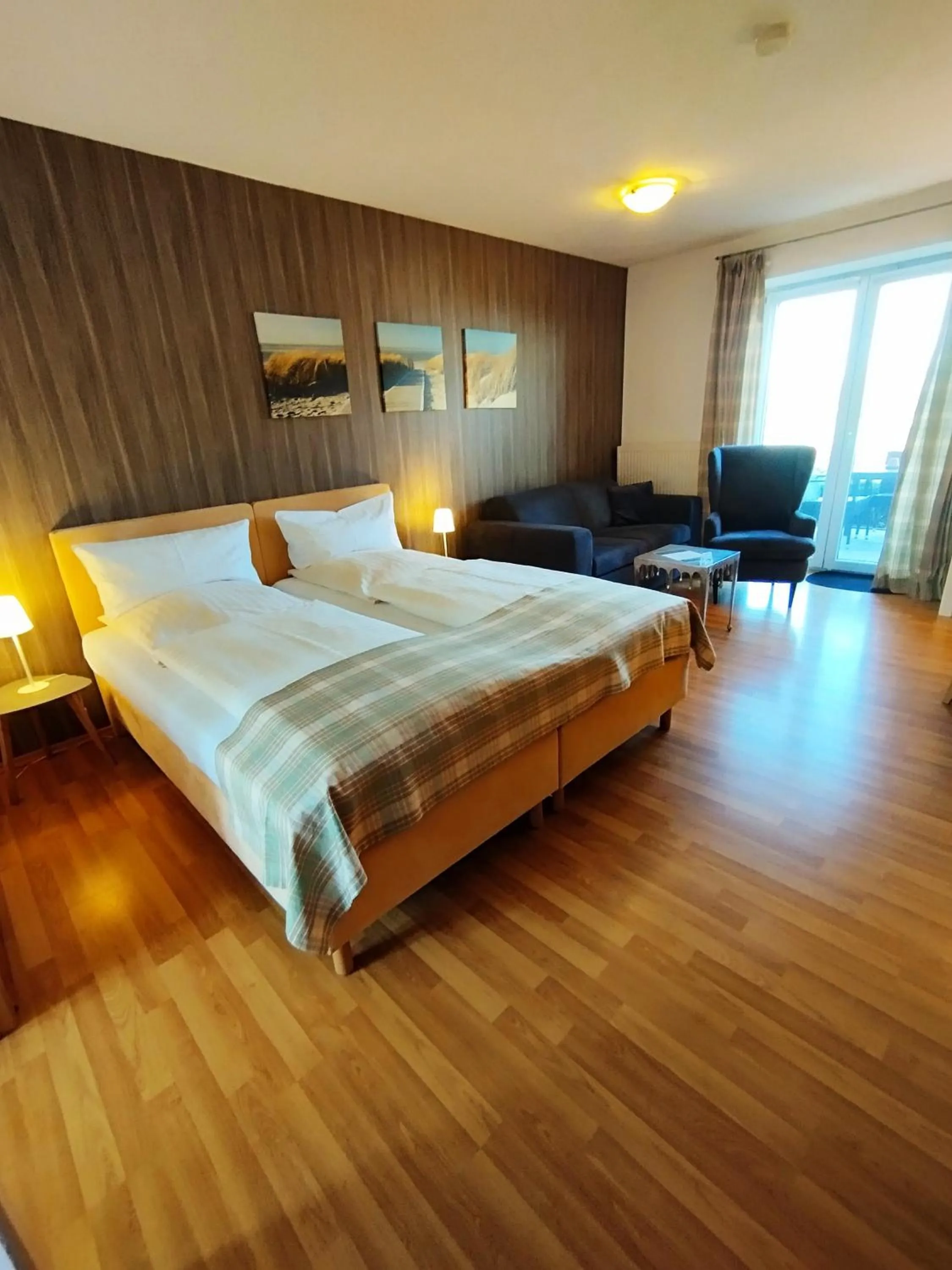 Photo of the whole room, Bed in Landhaus Hammoor Stieper Gastronomie GmbH