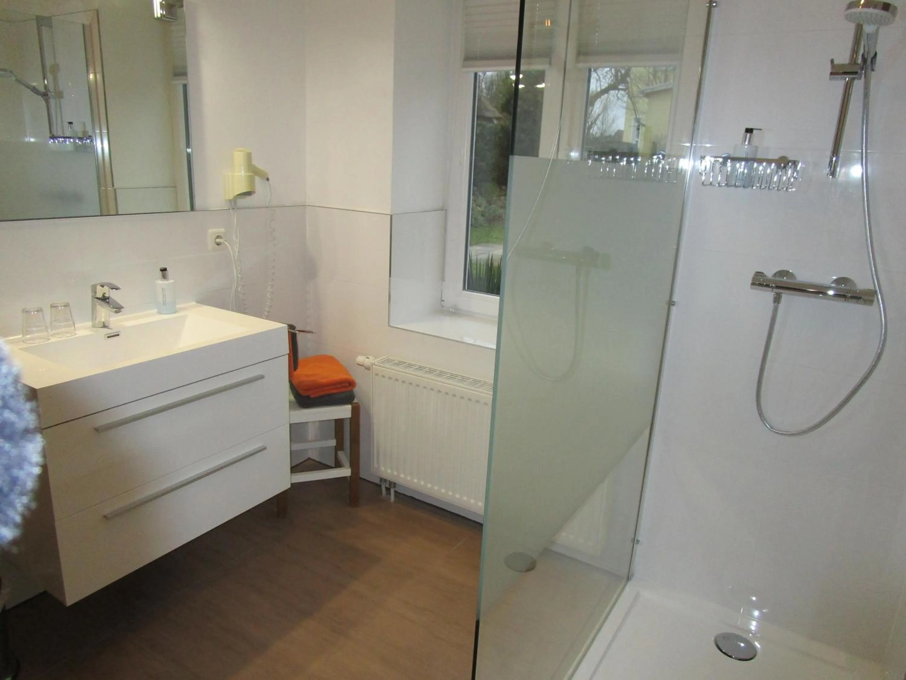 Bathroom in Landhaus Hammoor Stieper Gastronomie GmbH