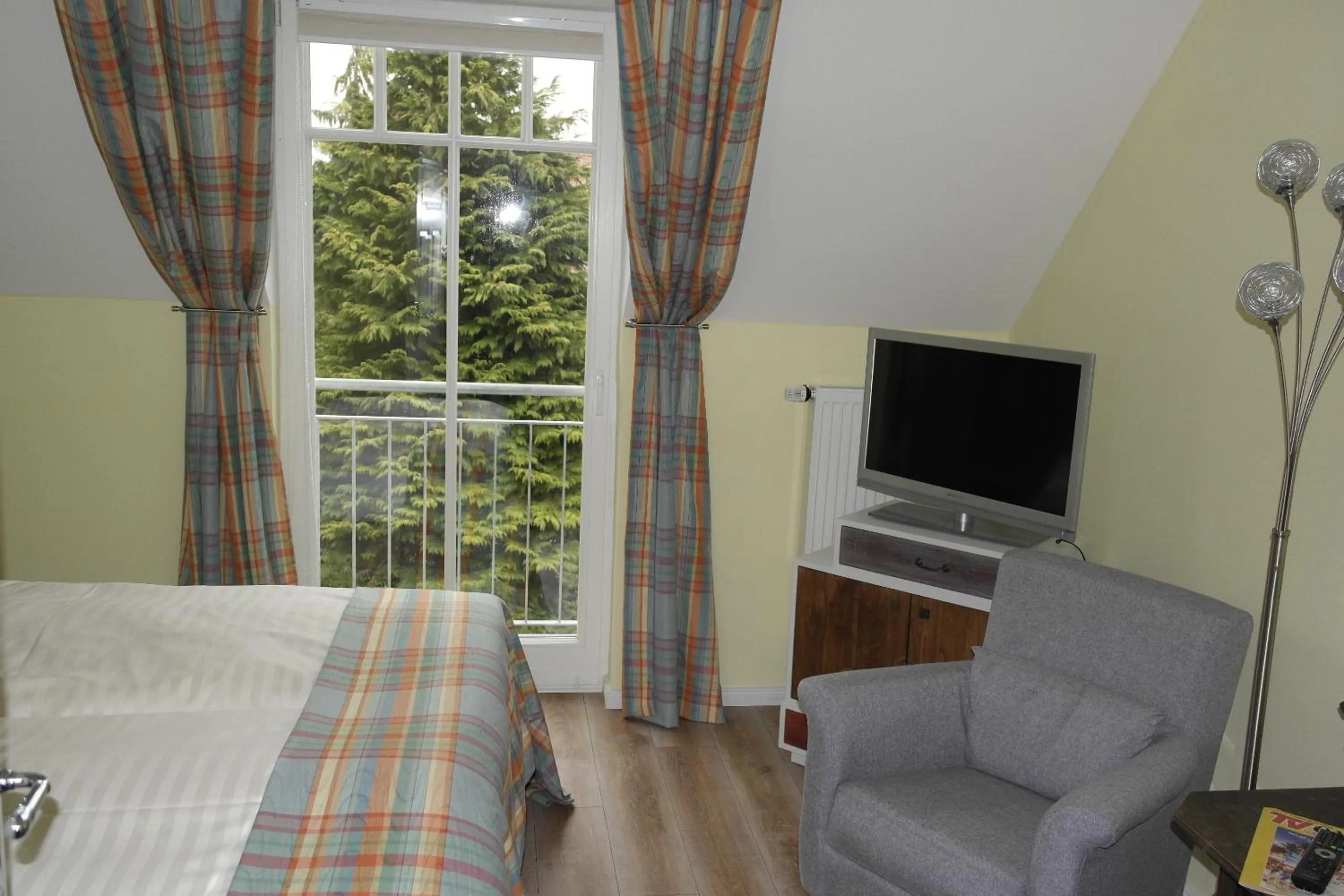 TV and multimedia, Bed in Landhaus Hammoor Stieper Gastronomie GmbH