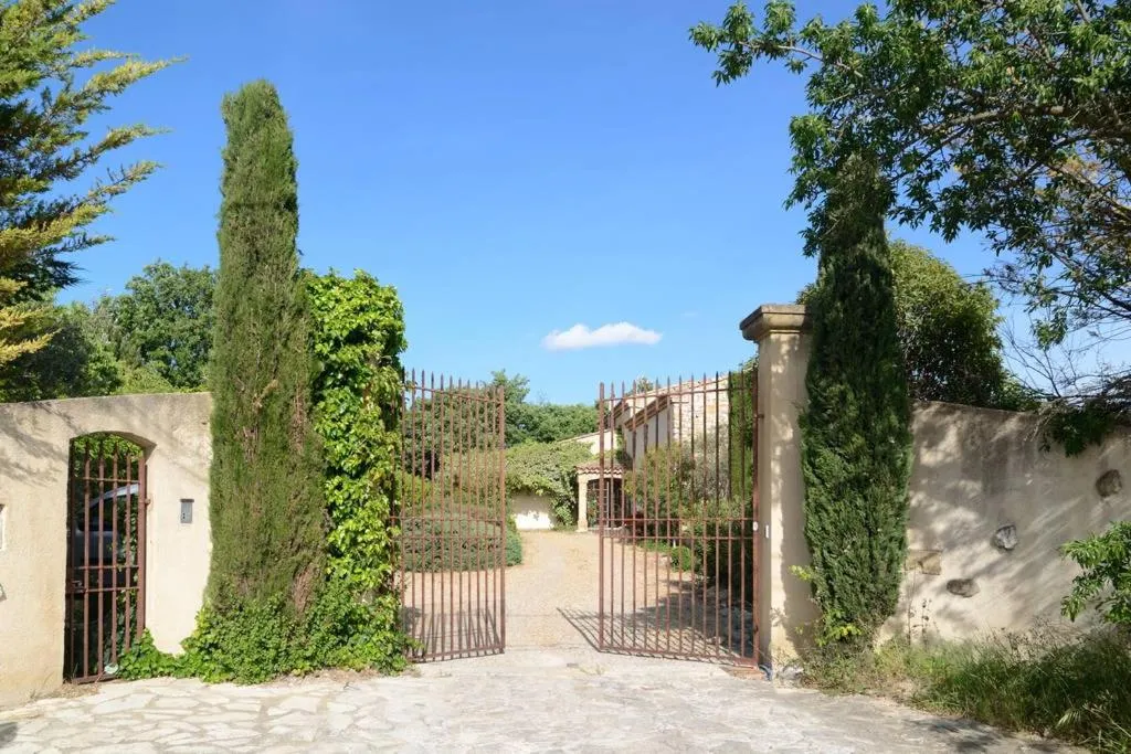Facade/entrance in Mas au Cœur de La Provence & SPA