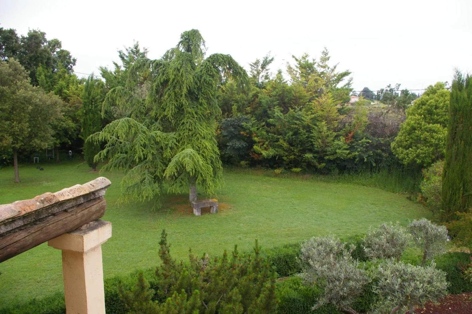 Garden in Mas au Cœur de La Provence & SPA