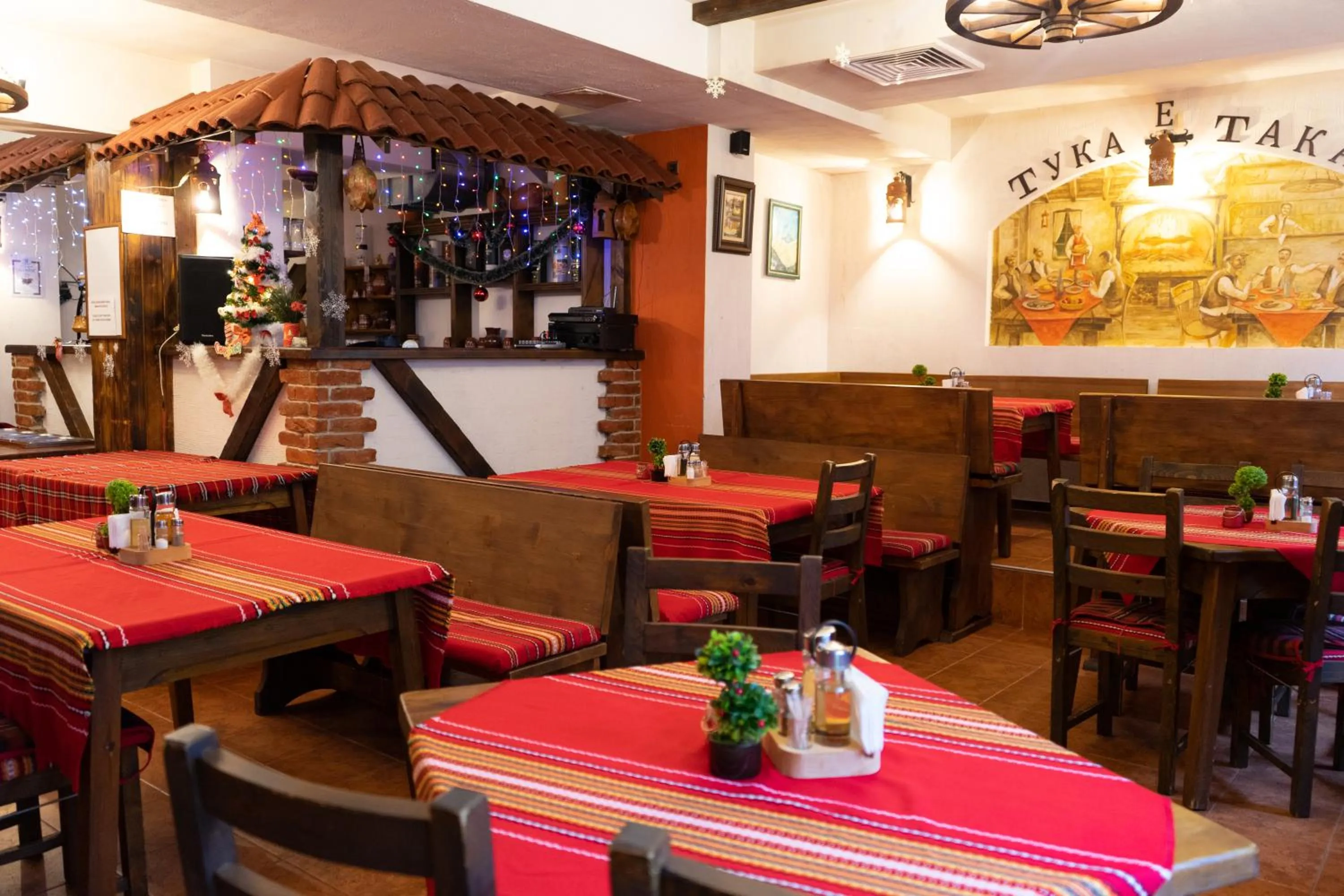 Restaurant/places to eat in Villa Ibar