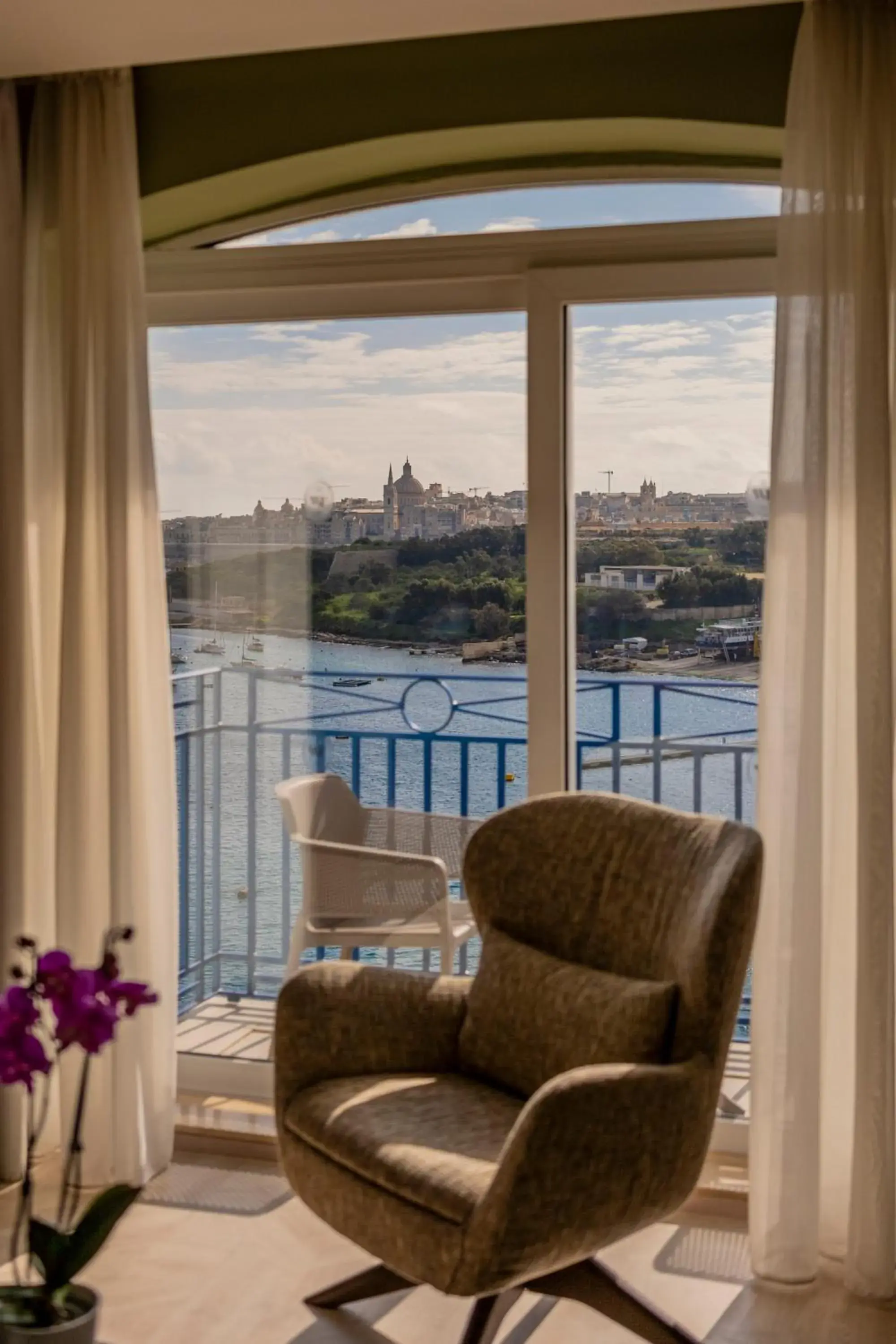 Deluxe Suite with Sea View in Waterfront Deluxe Suite with Sea View in Waterfront