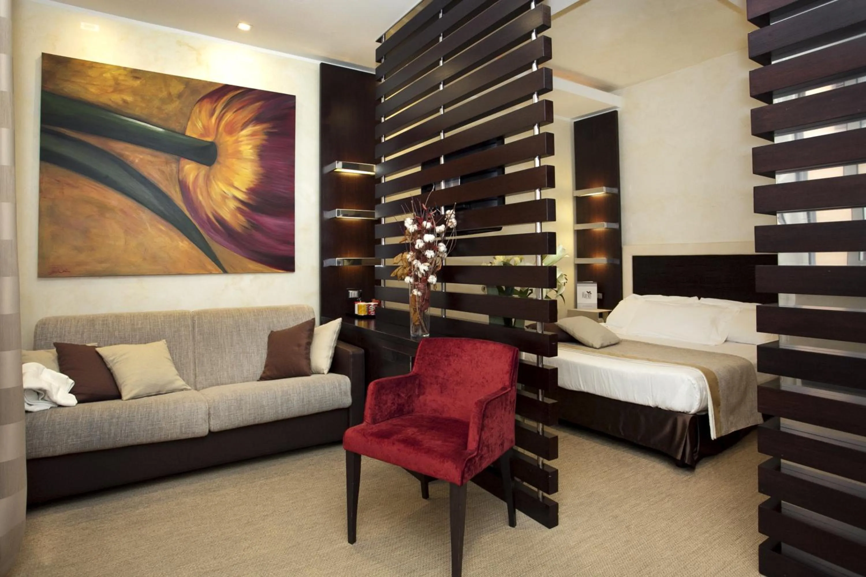 Photo of the whole room in Les Fleurs Luxury House