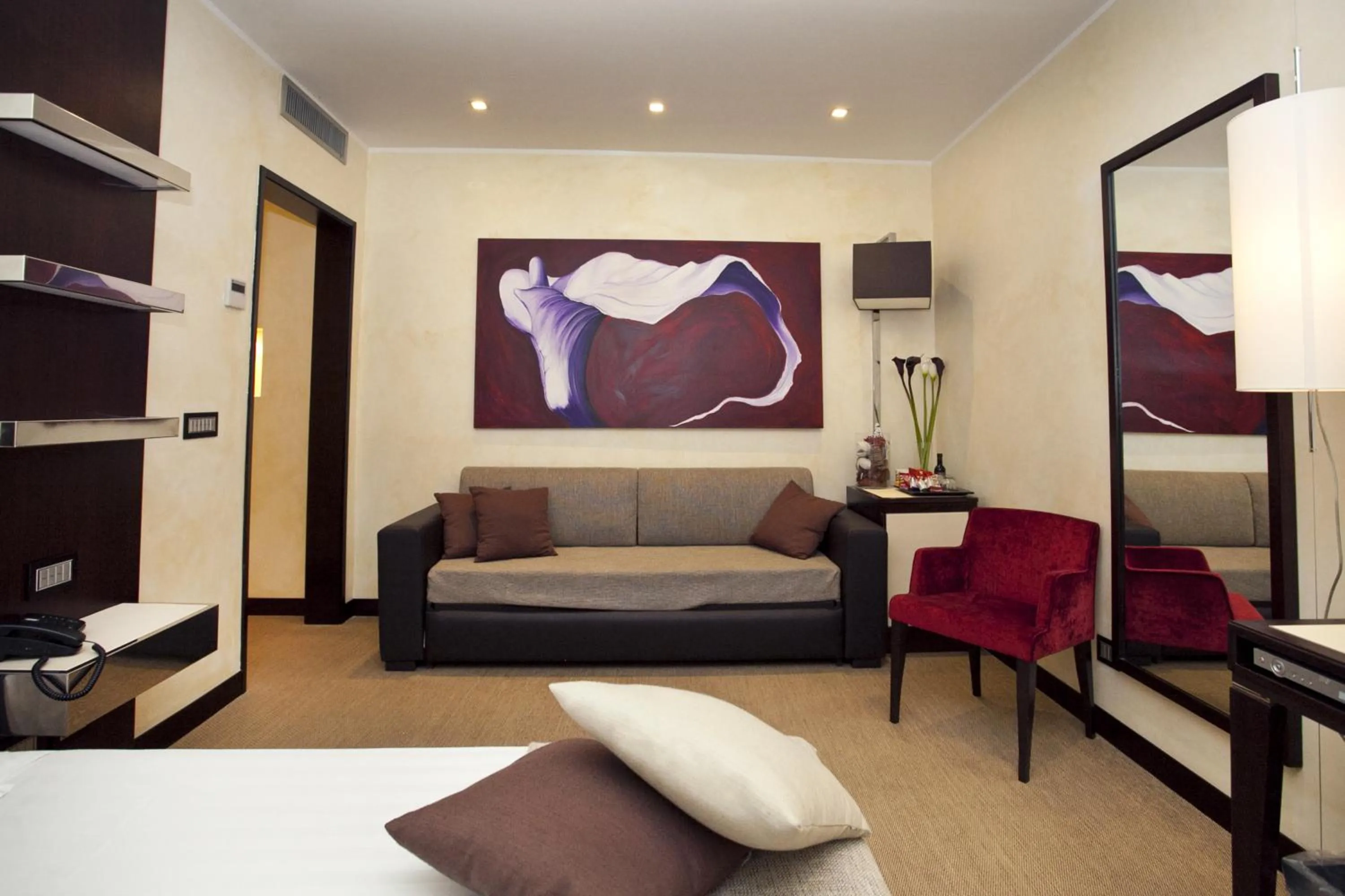 Decorative detail in Les Fleurs Luxury House