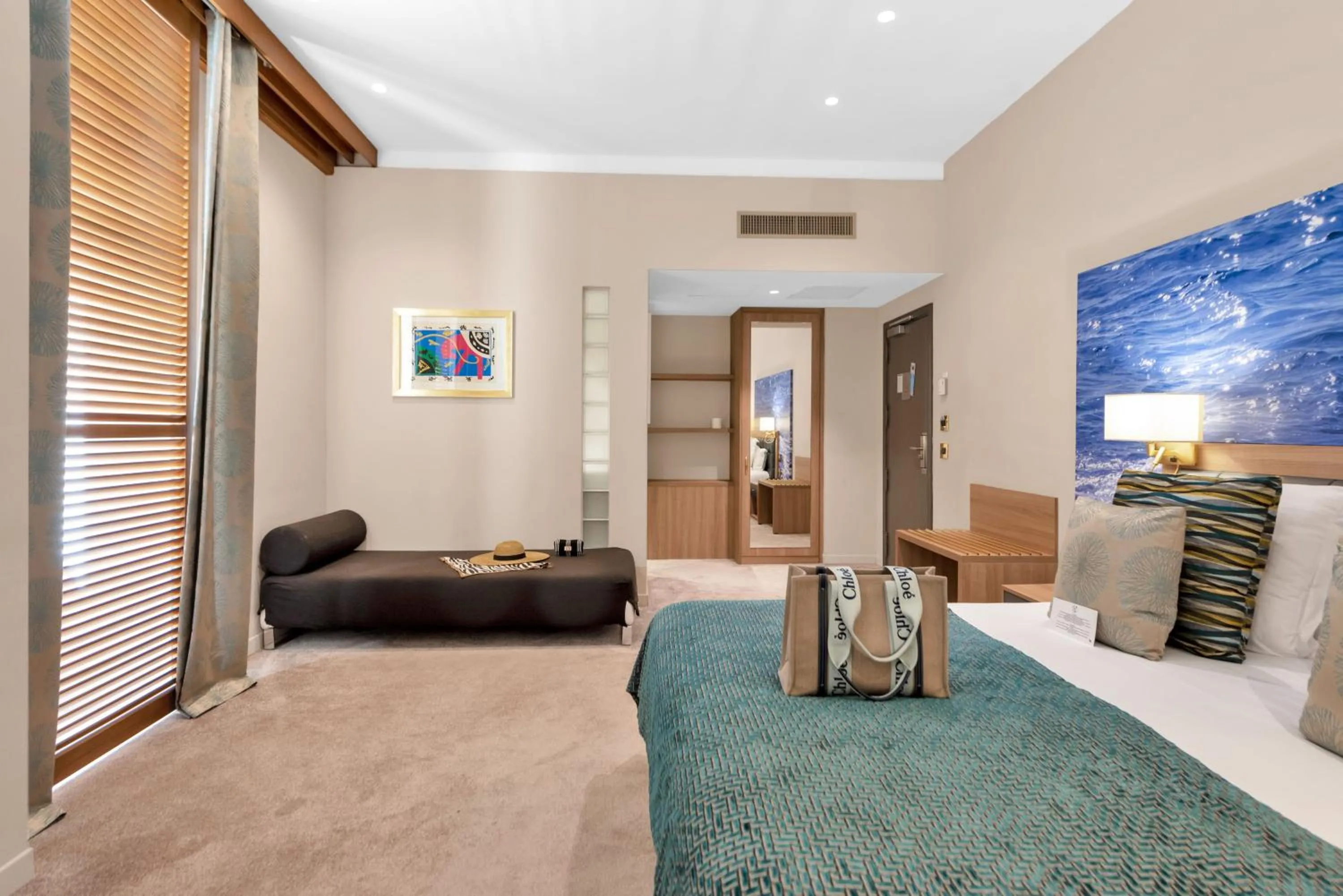 Bed in Hotel Beau Rivage